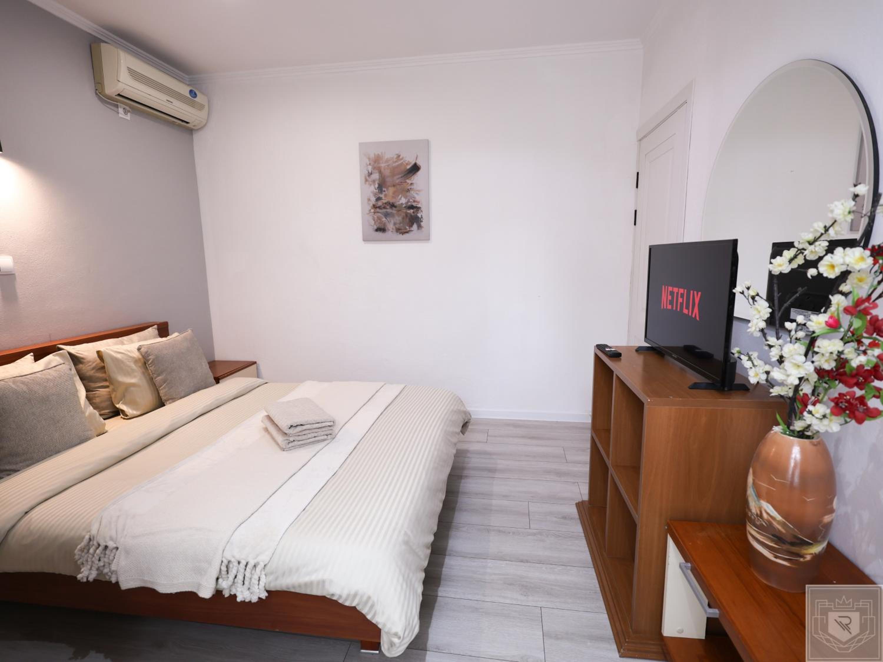 RentHouse Apart-Hotel Room #9