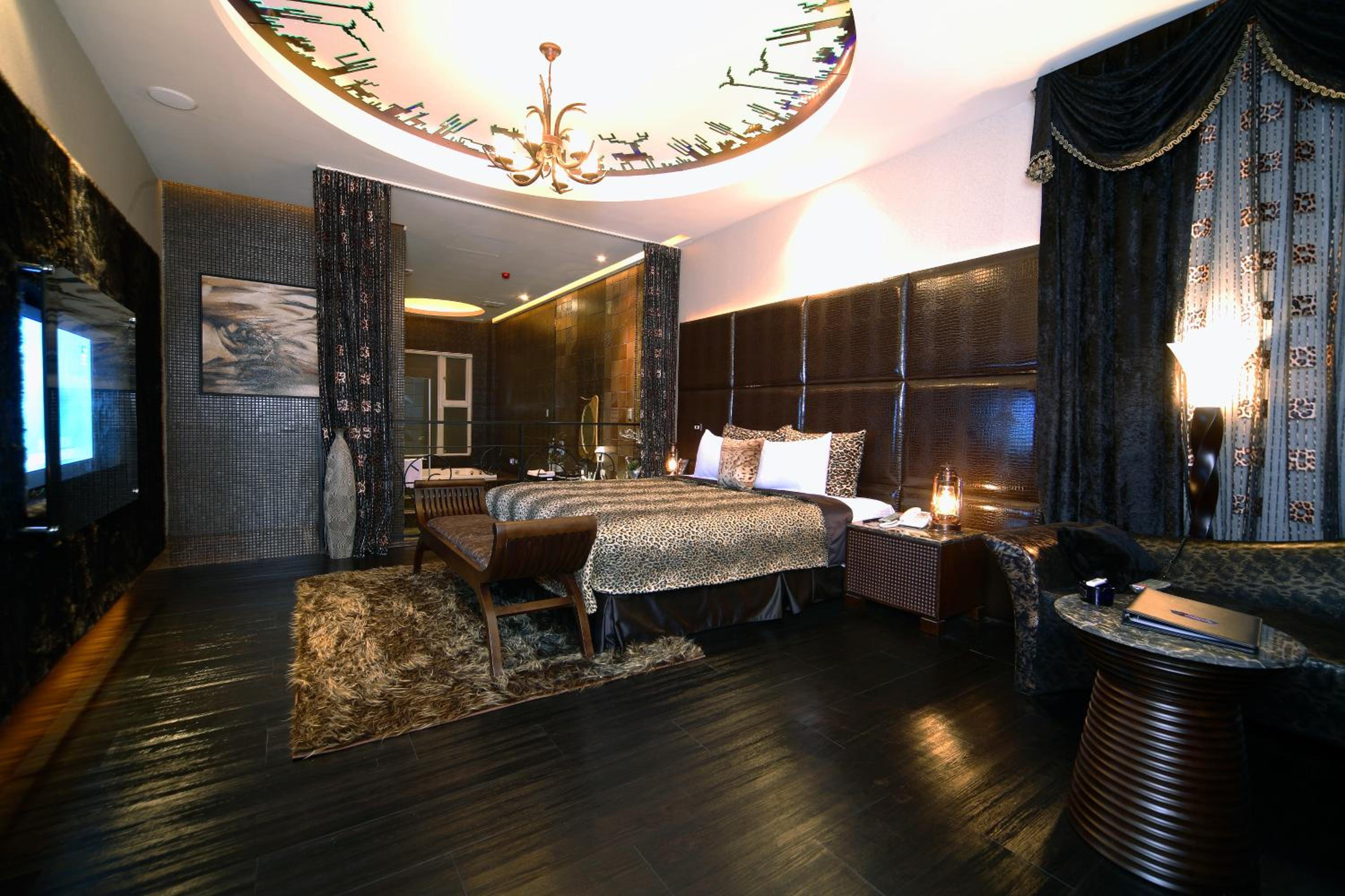 Vogue Boutique Motel