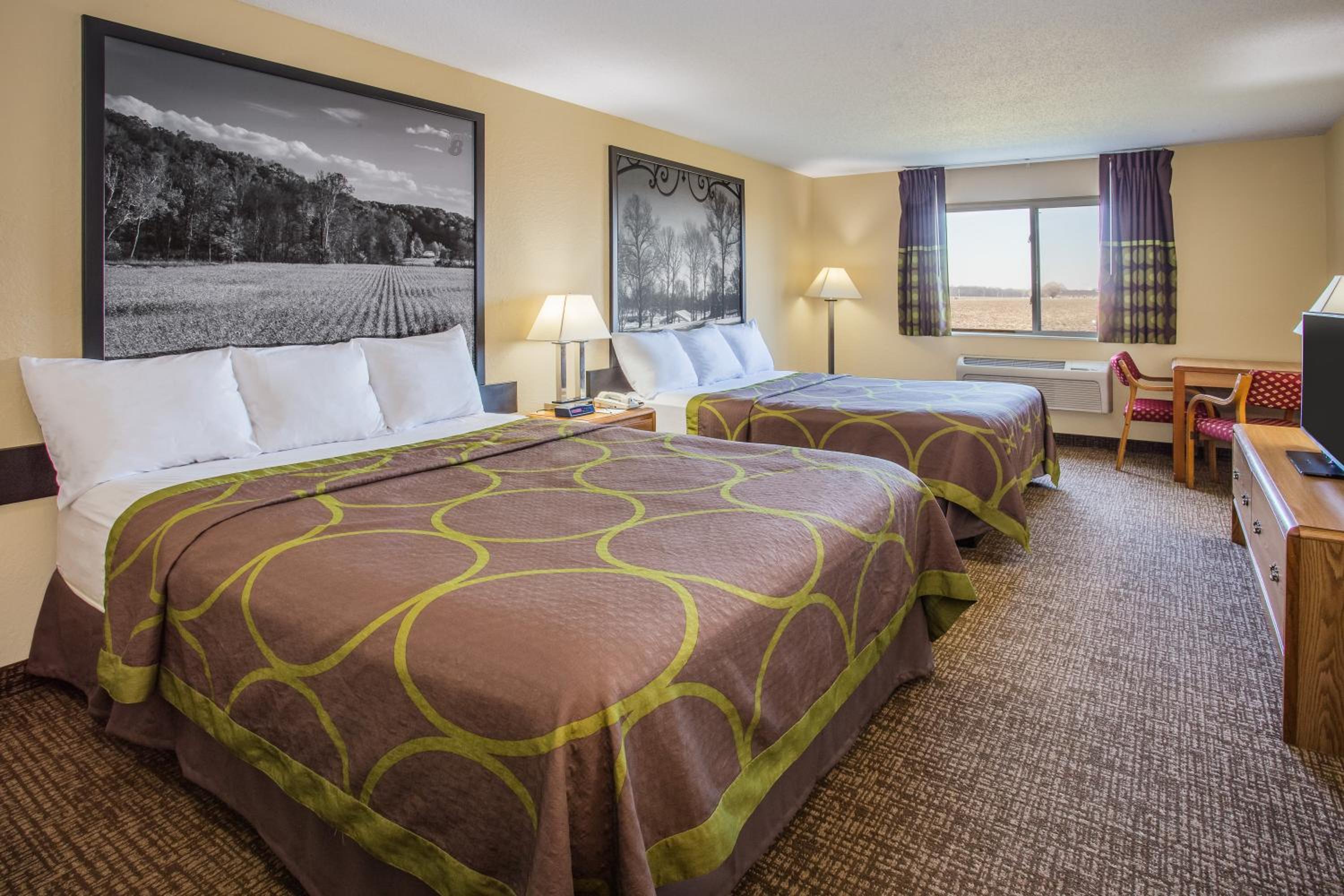 Super 8 by Wyndham Remington - Property Image 11