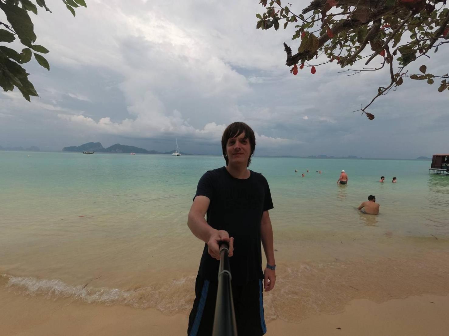 Baan Sri Lanta Sand
