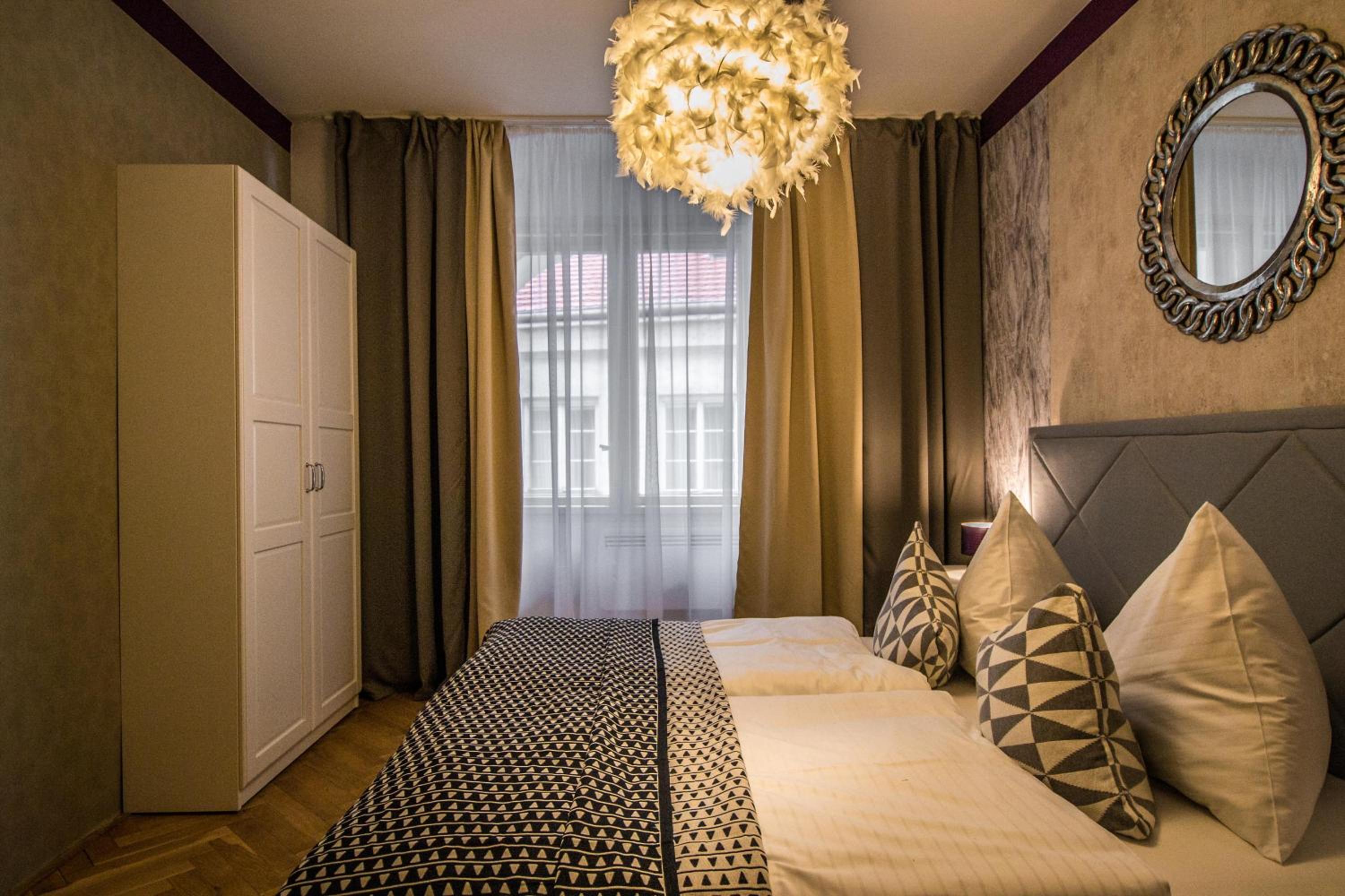 Unique Apartments 250m from the Charles Bridge