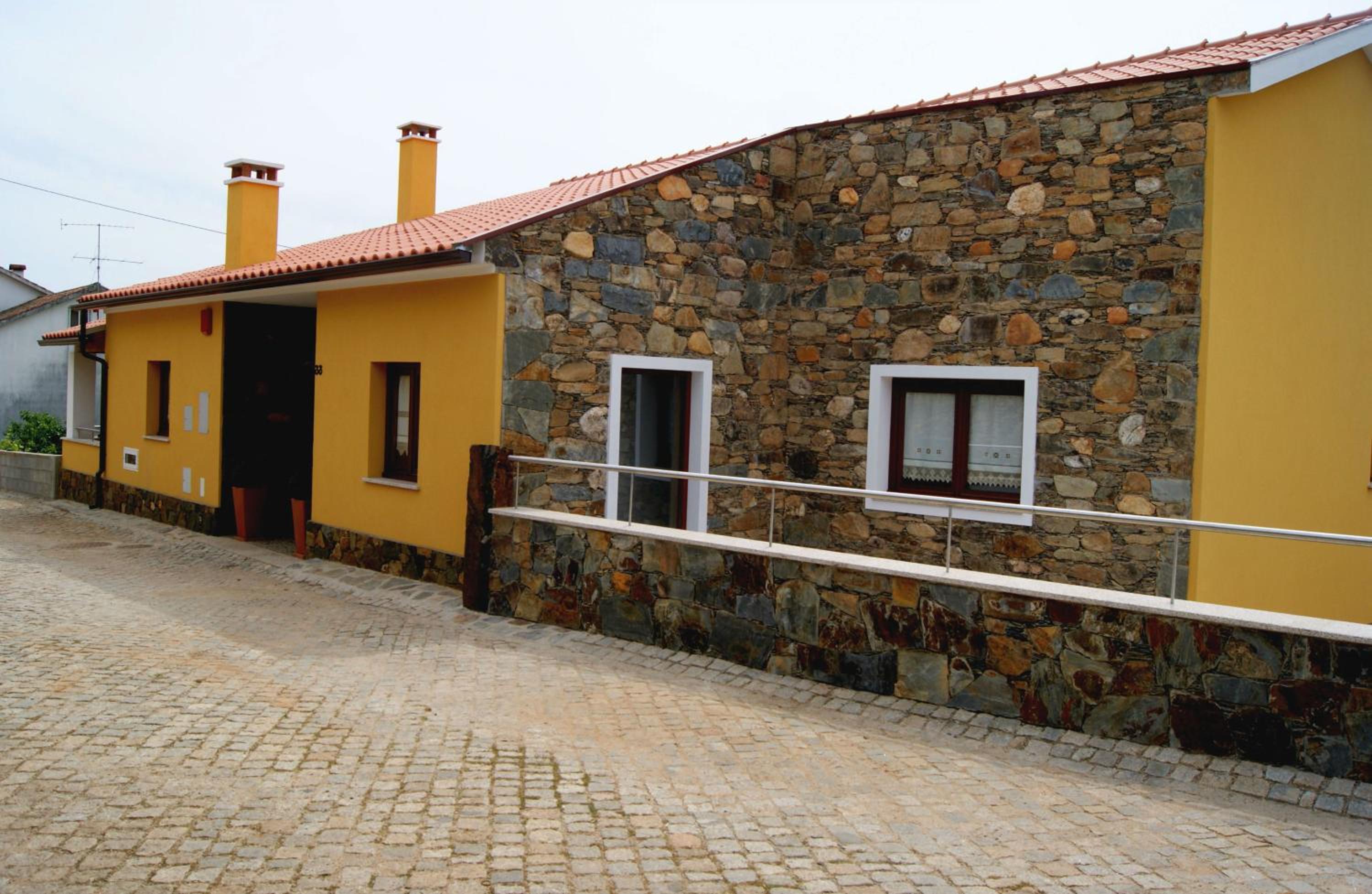 Casa Cova do Barro view 4