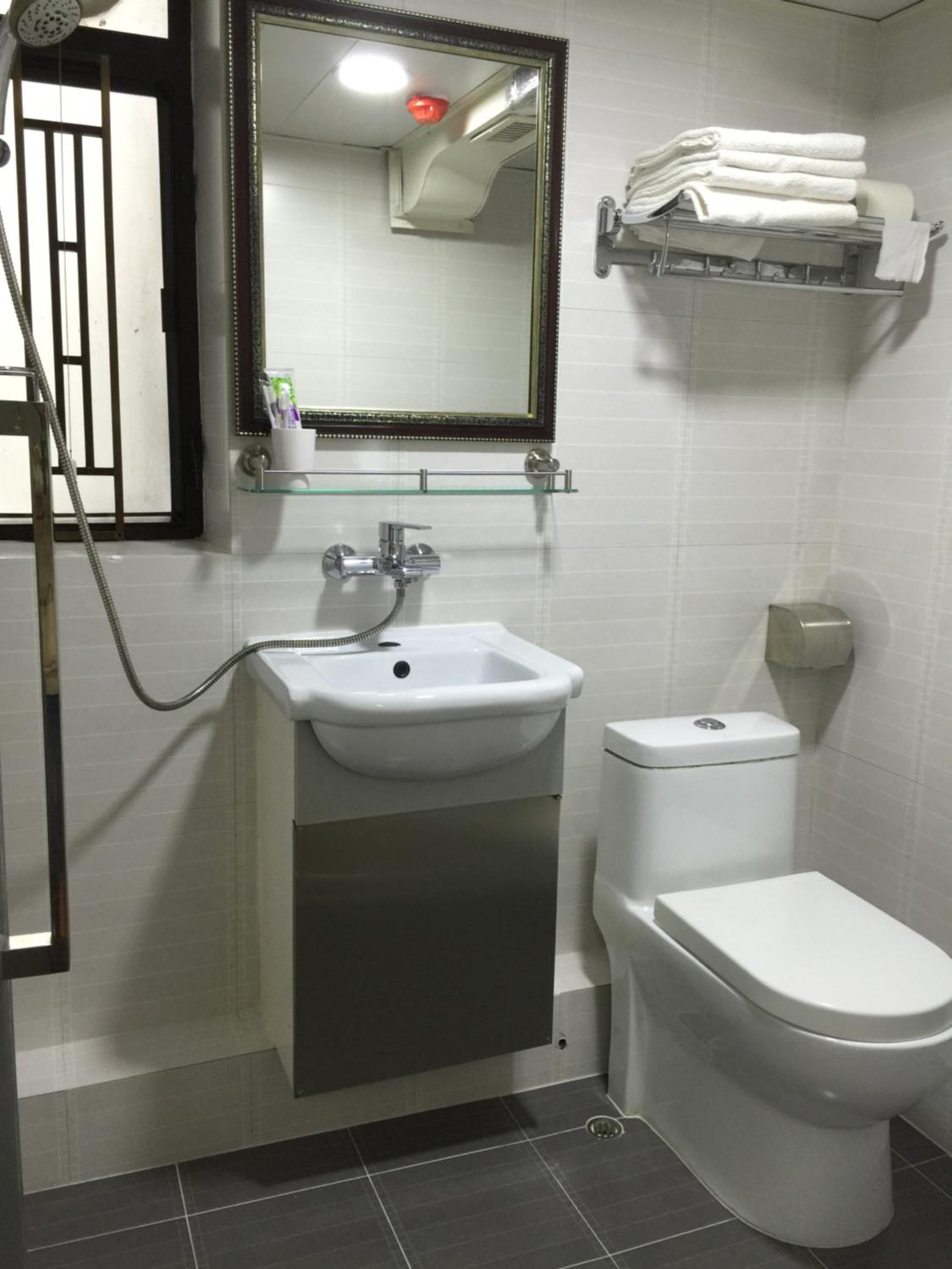 Hong Kong Tai San Guest House (Harilela Branch)