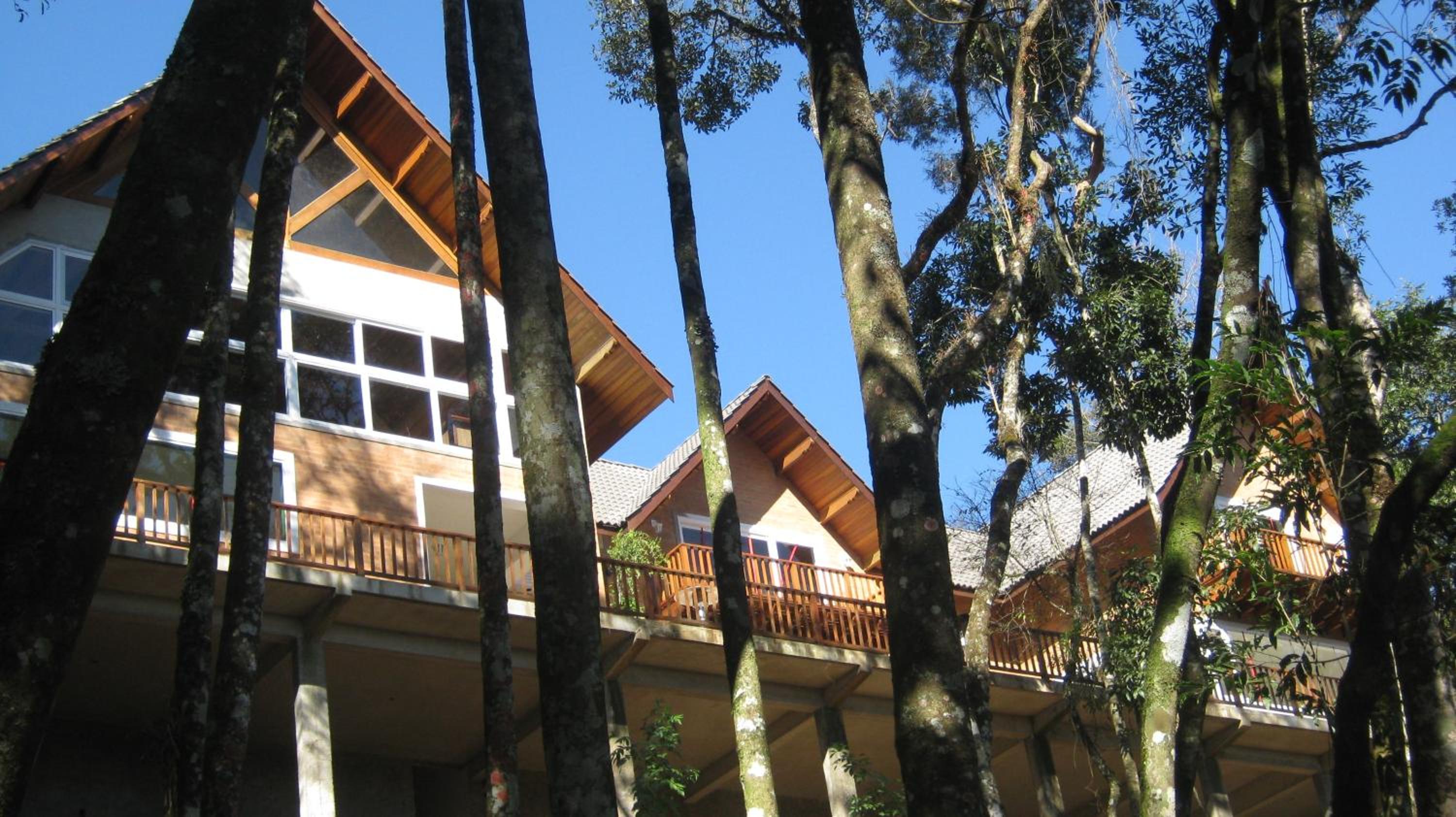 La Réserve Suites