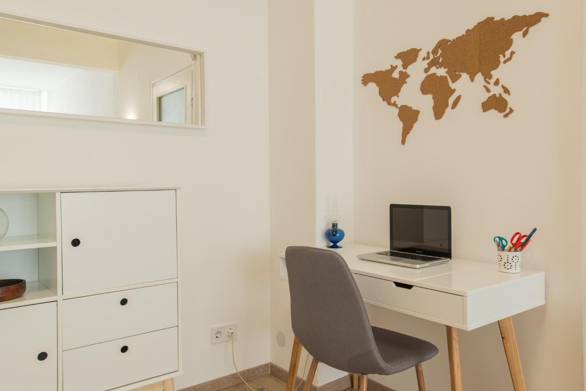 CHIC and Spacious Apartment in Central Sofia - Patriarh Evtimiy by Flat Mаnager view 4