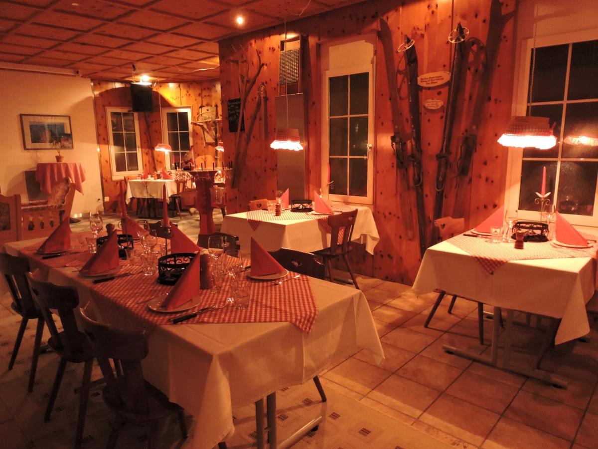restaurant