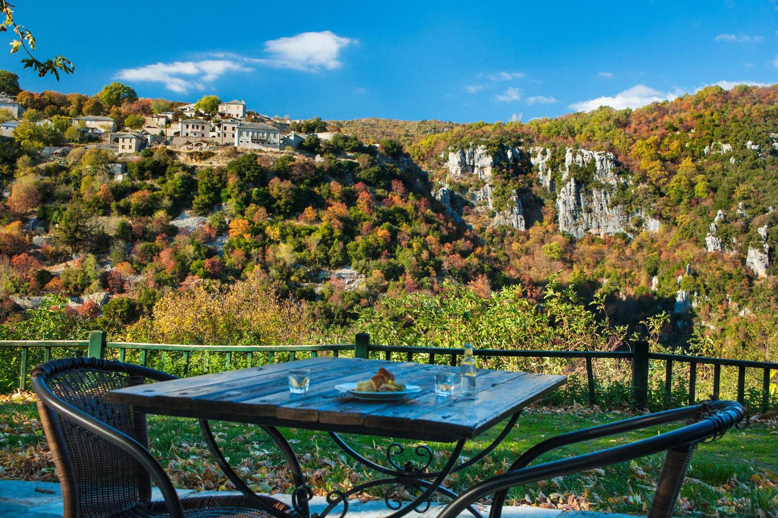 En Chora Vezitsa view 4