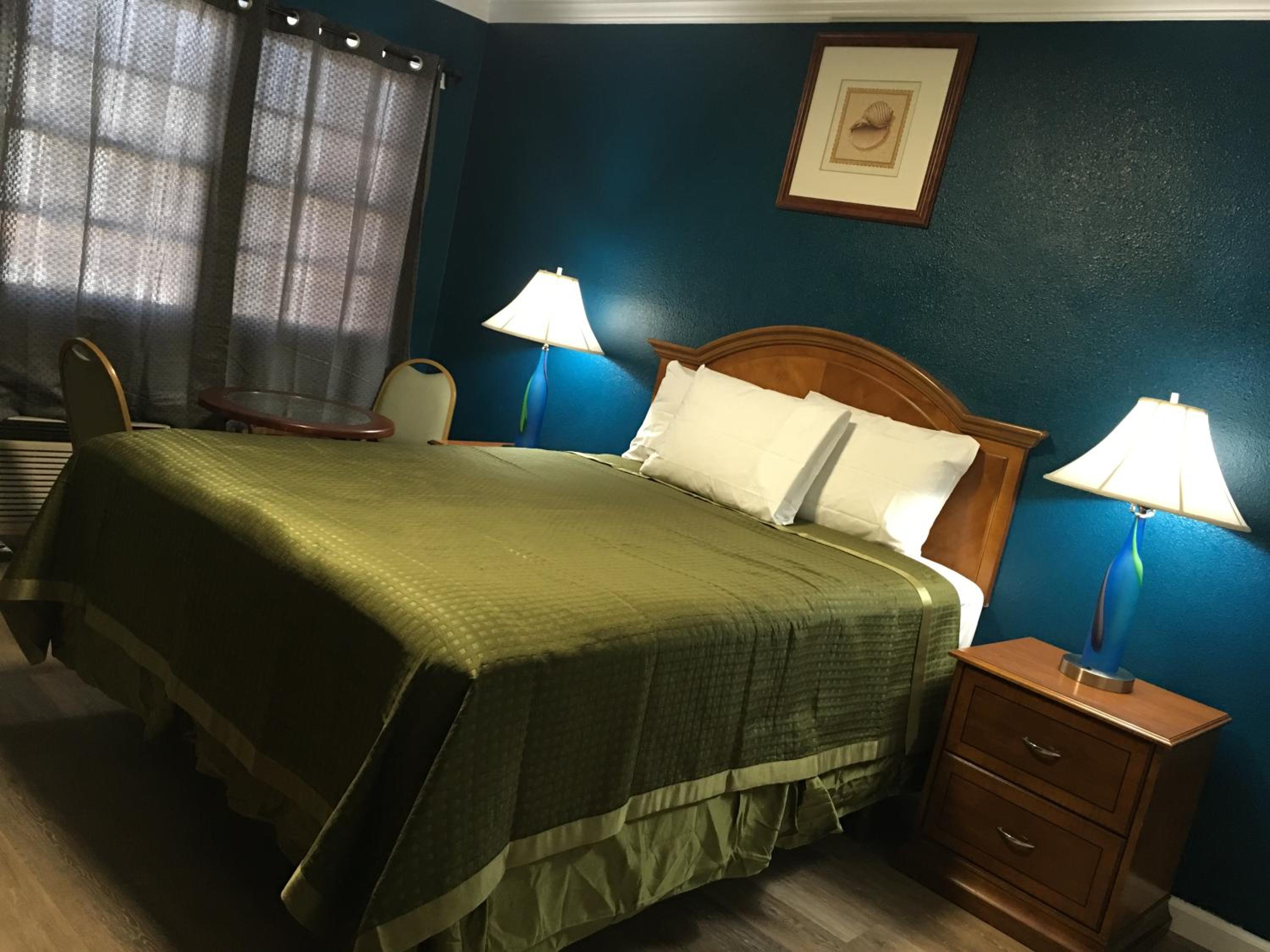 Aristocrat Motel - Property Image 1