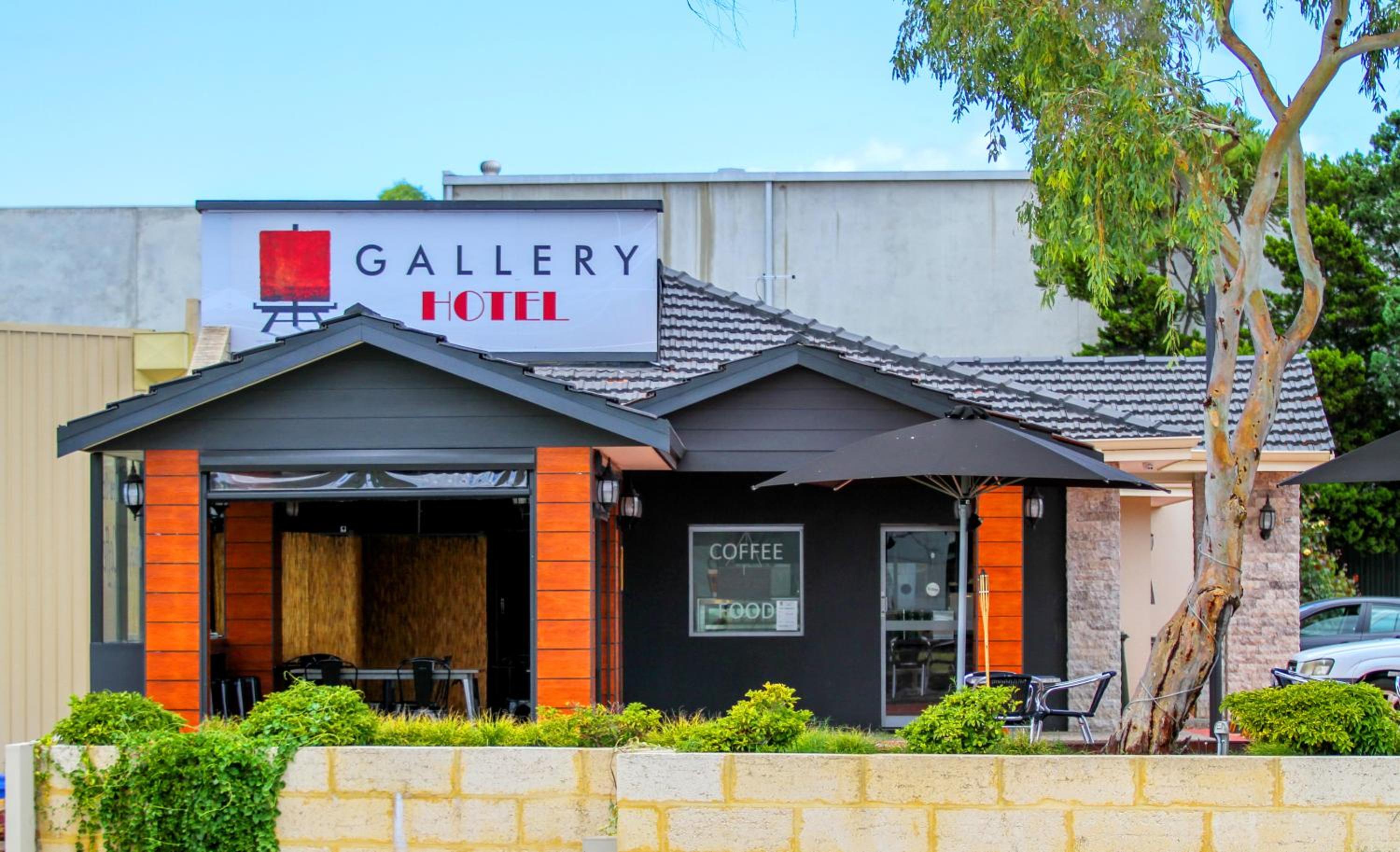 Hotel Gallery Hotel - Image 1