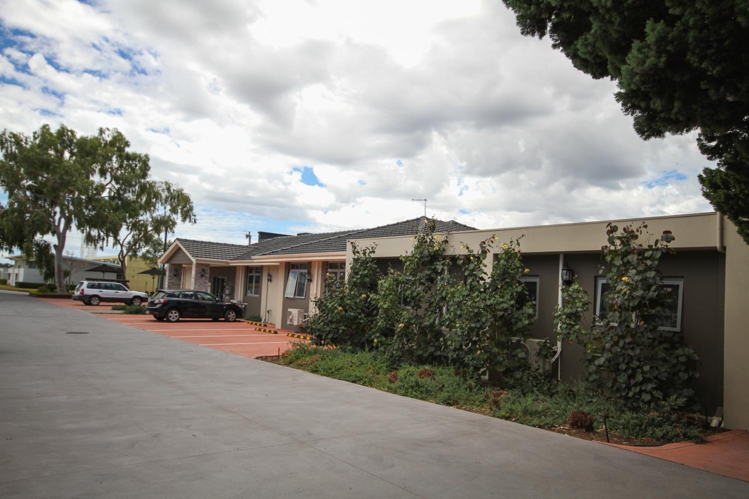 Gallery Hotel