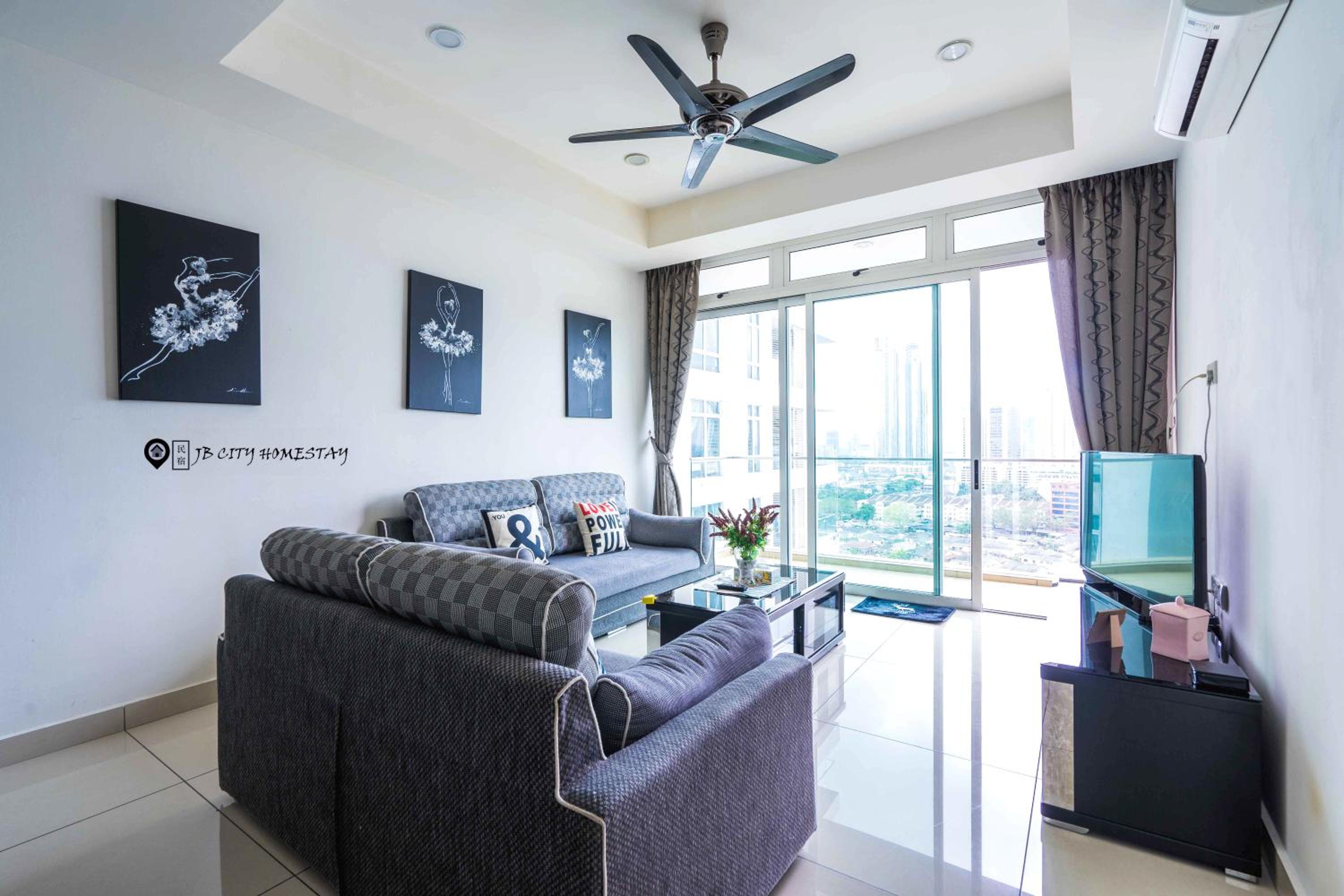 D' Esplanade KSL City by RR JBcity
