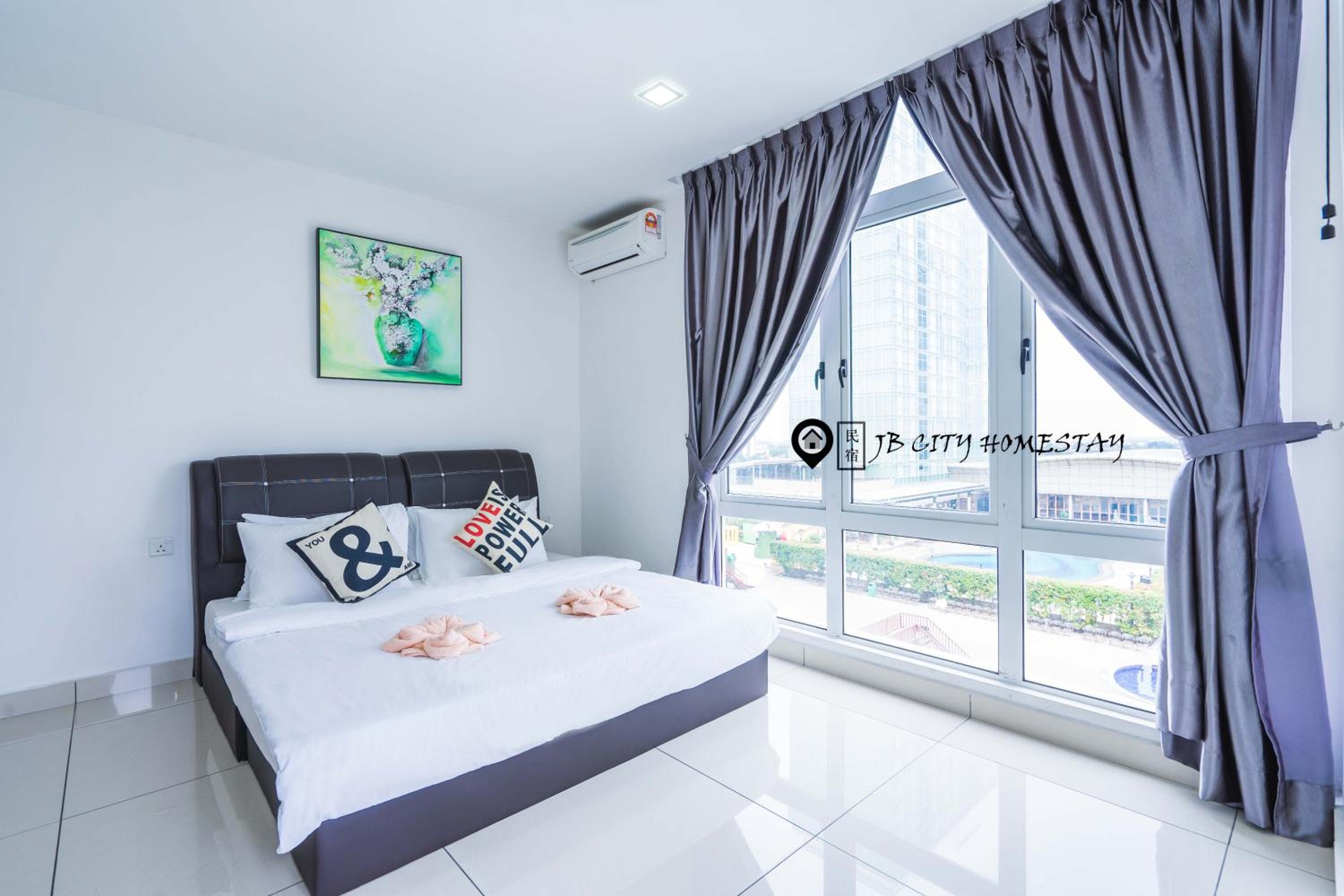 D' Esplanade KSL City by RR JBcity