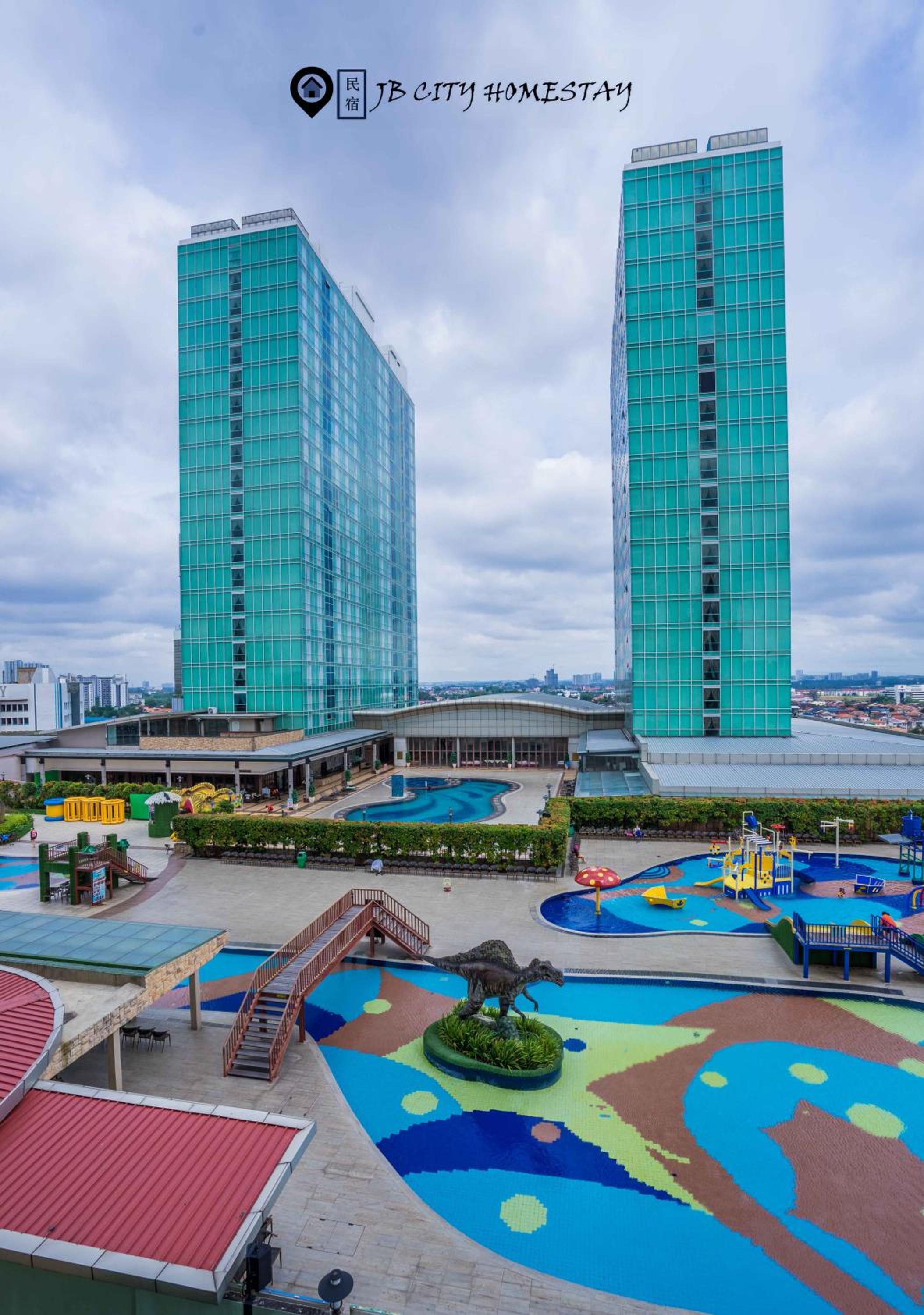 D' Esplanade KSL City by RR JBcity