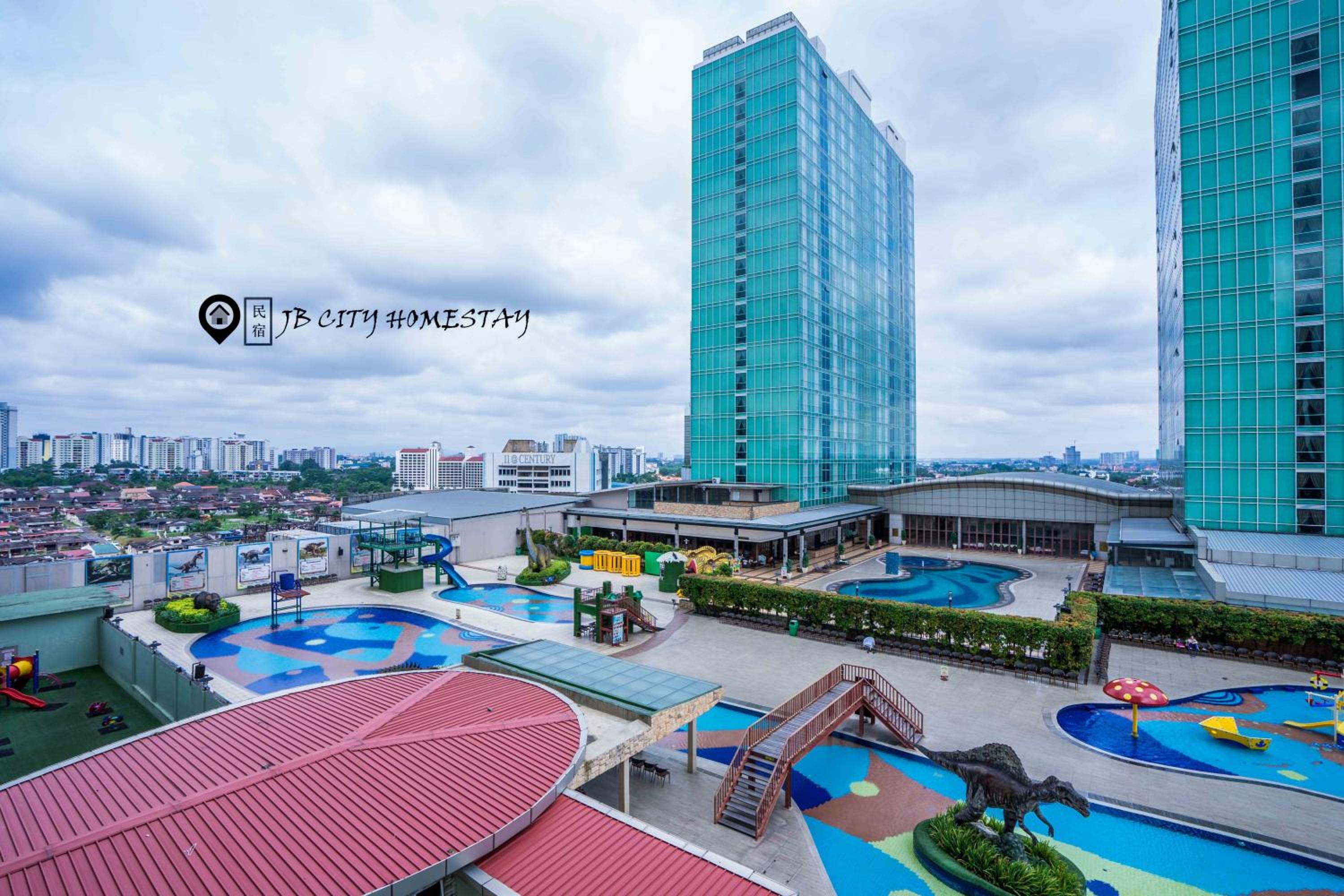 D' Esplanade KSL City by RR JBcity