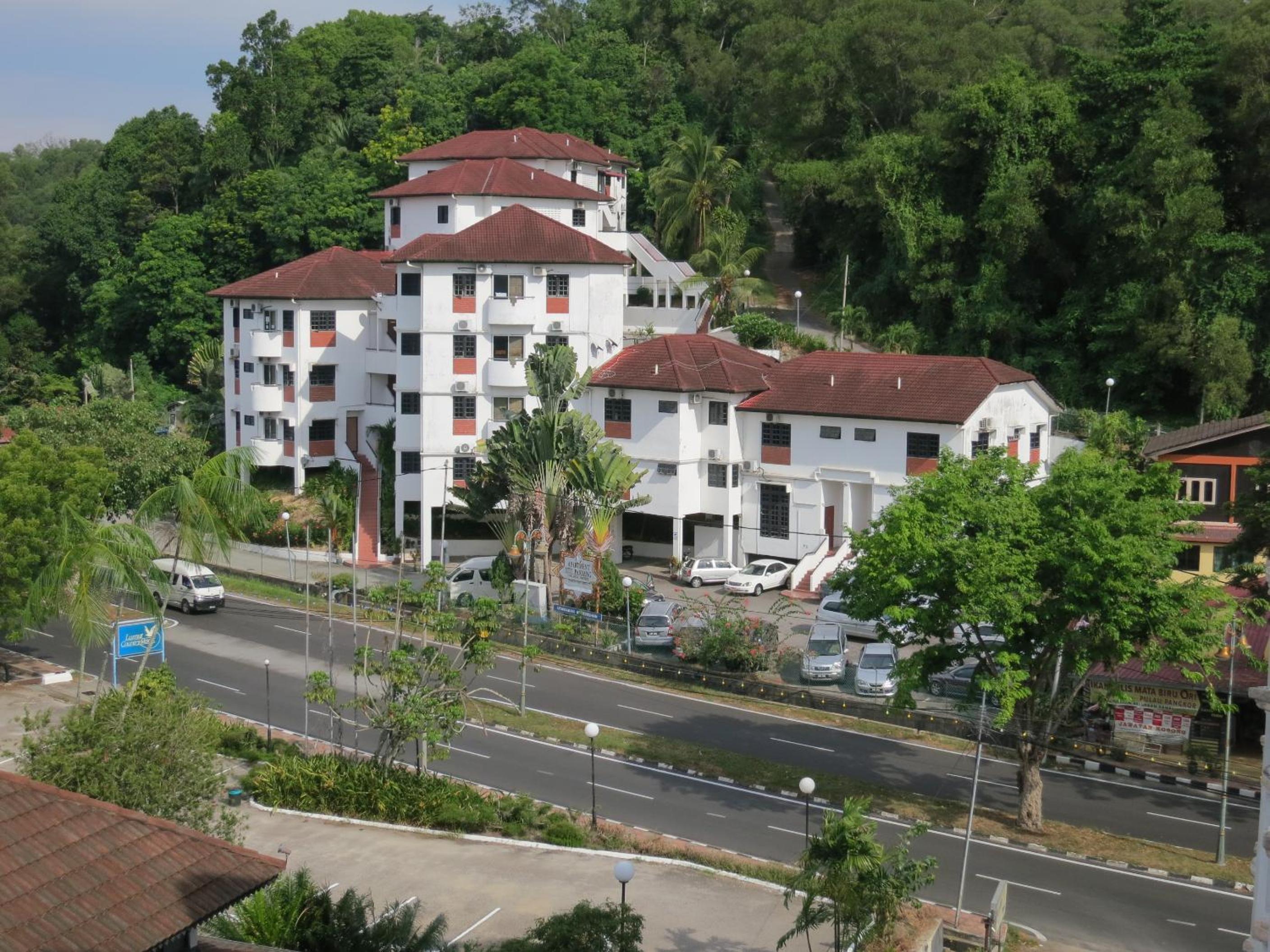Lumut Titi Panjang Apartment photo 1