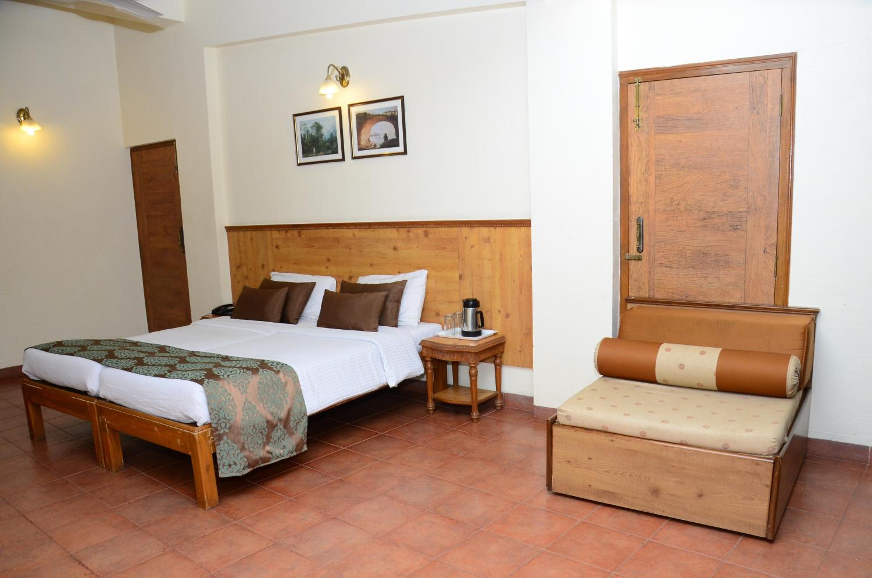 Upper Deck Resort - Highest Peak, Lonavala
