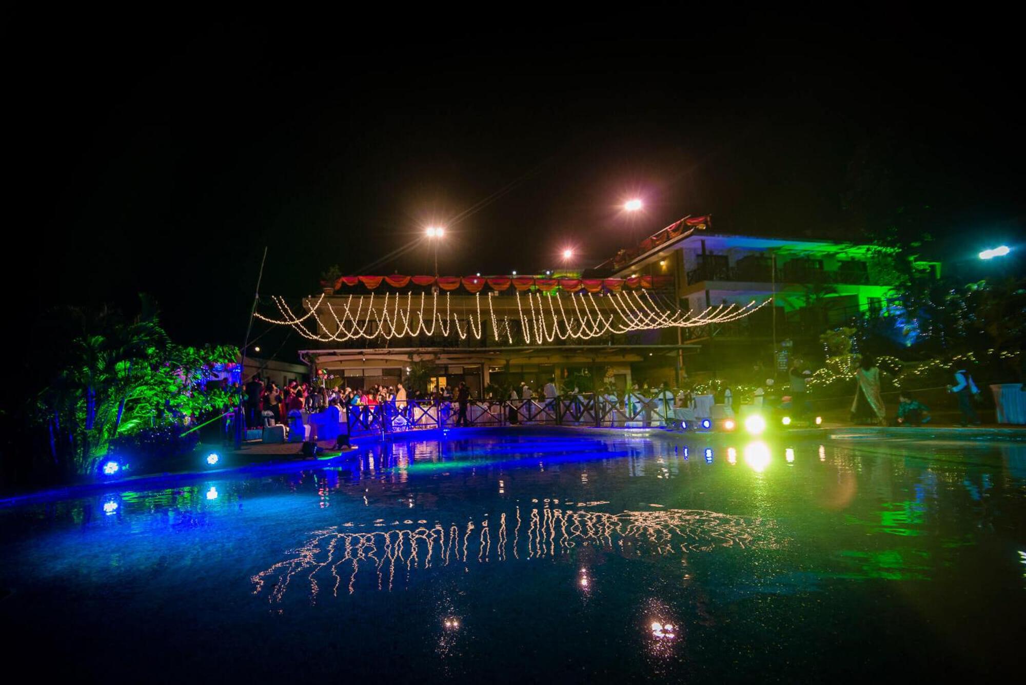 Upper Deck Resort - Highest Peak, Lonavala