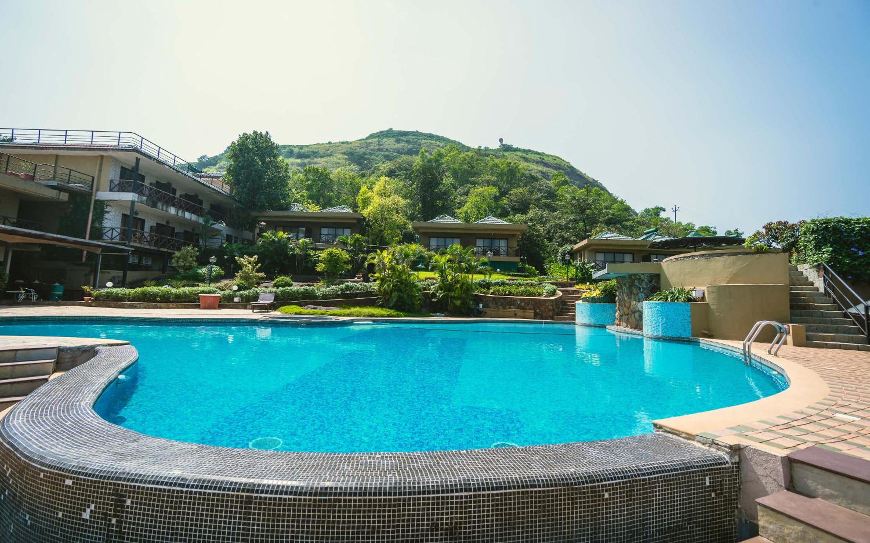 Upper Deck Resort - Highest Peak, Lonavala