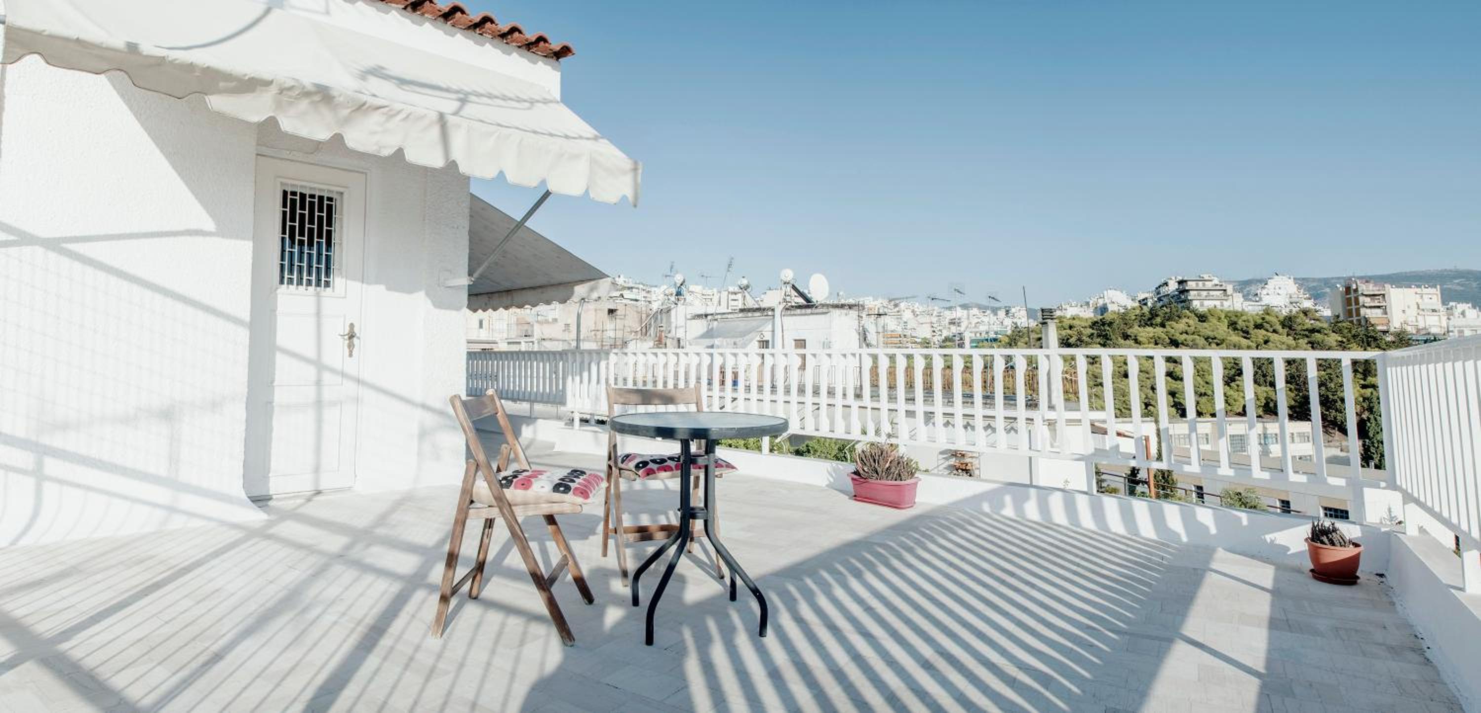 Top floor studio with endless view