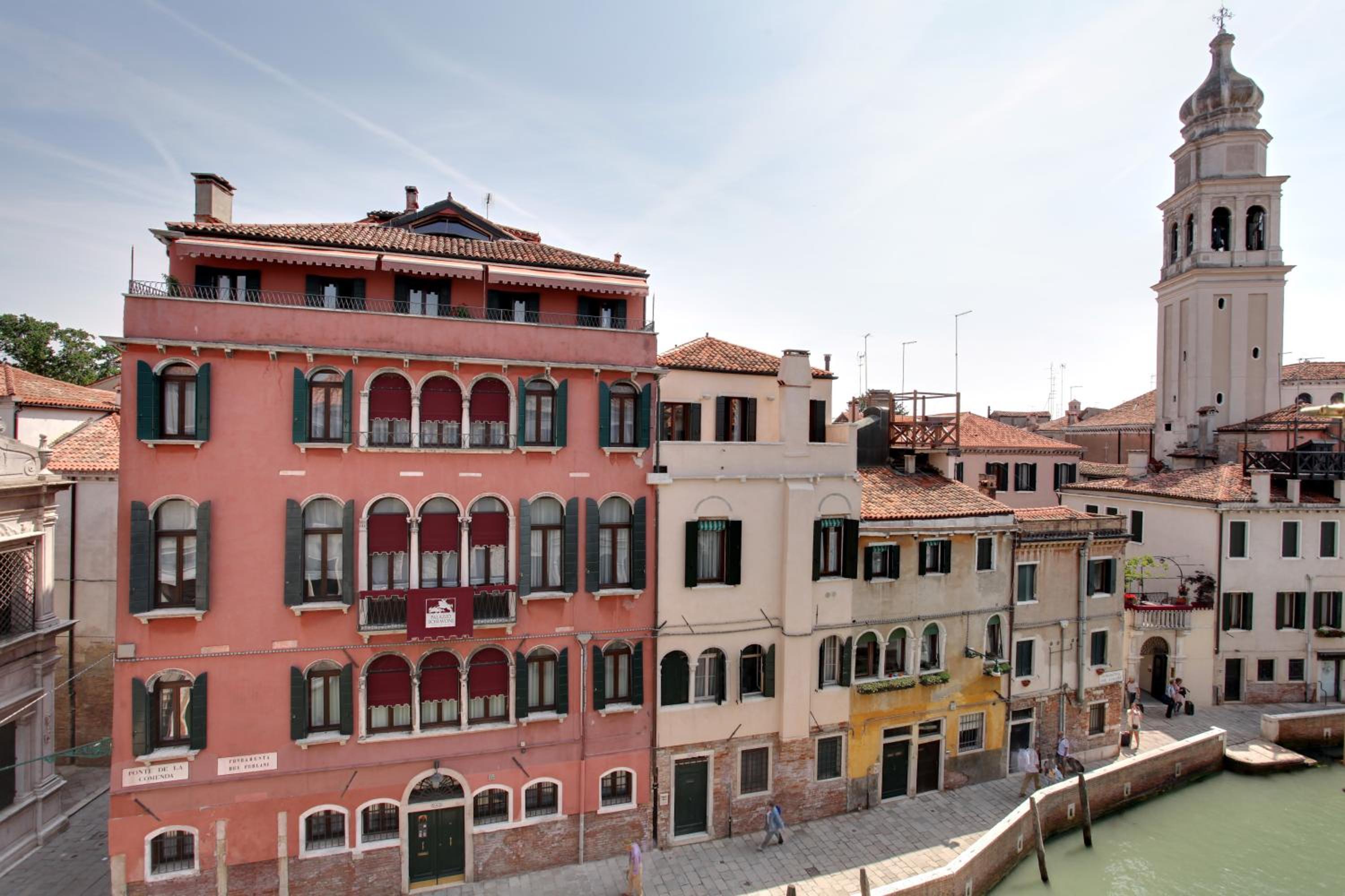 Palazzo Schiavoni Residenza d'epoca & Suite-Apartments — Venice