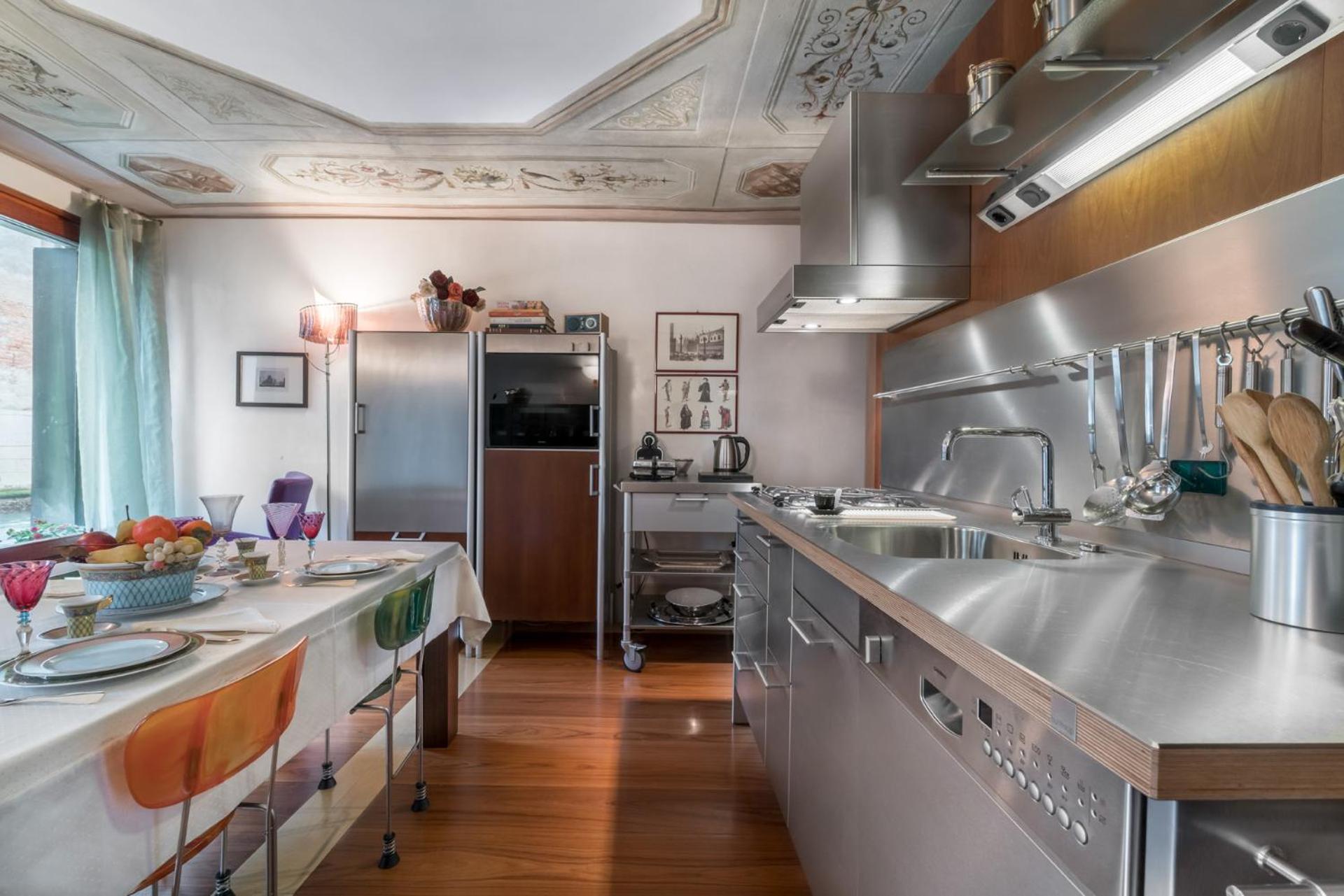 Casa Flavia ai Morosini - Luxury apartment with Canal View