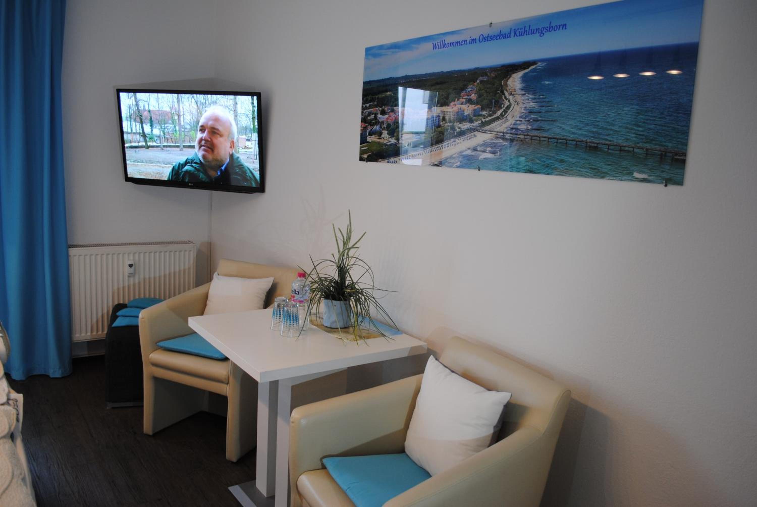 Ferienwohnung Yachthafentraum direkt, am Strand, Seebrücke,Hafen, Shopping