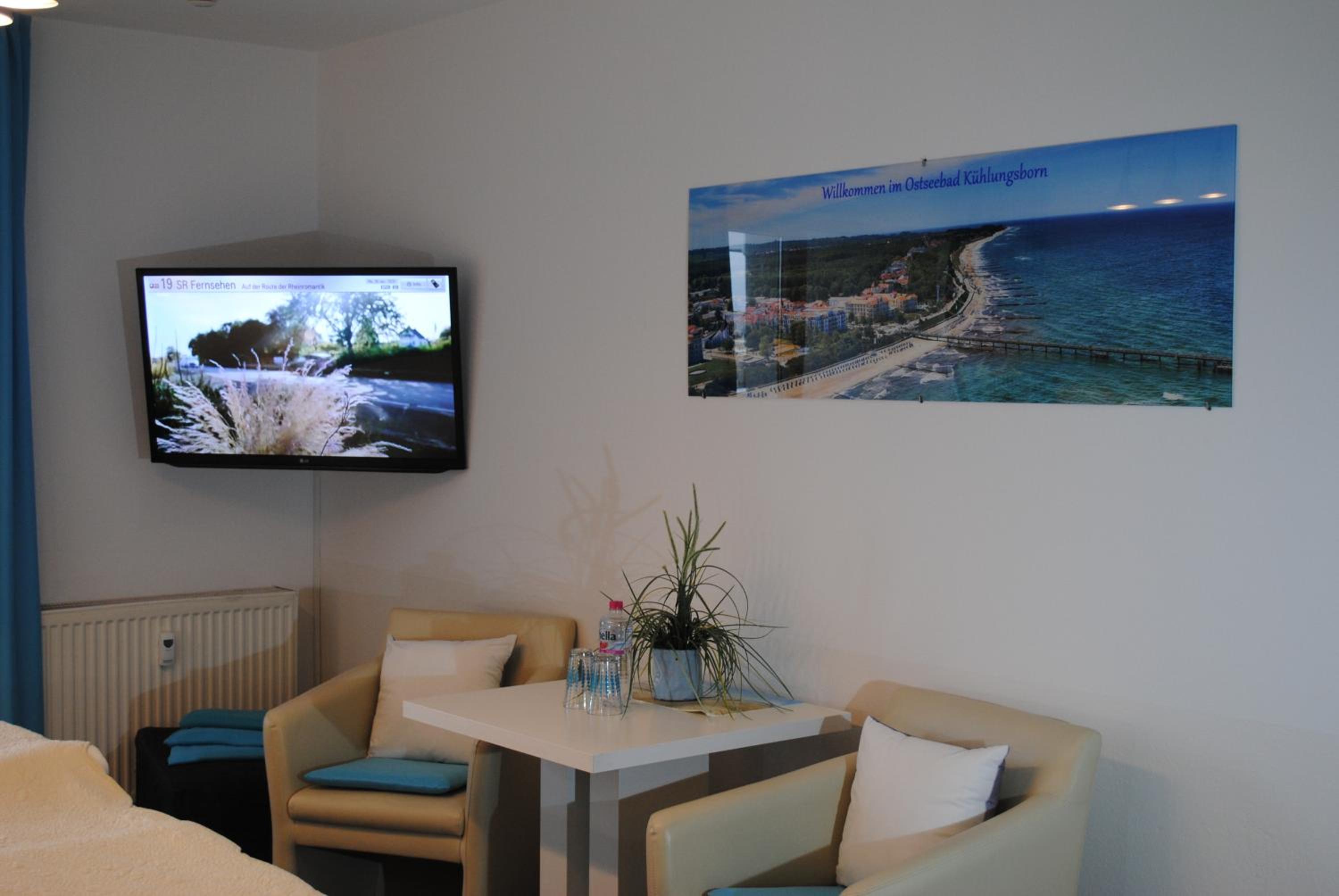 Ferienwohnung Yachthafentraum direkt, am Strand, Seebrücke,Hafen, Shopping