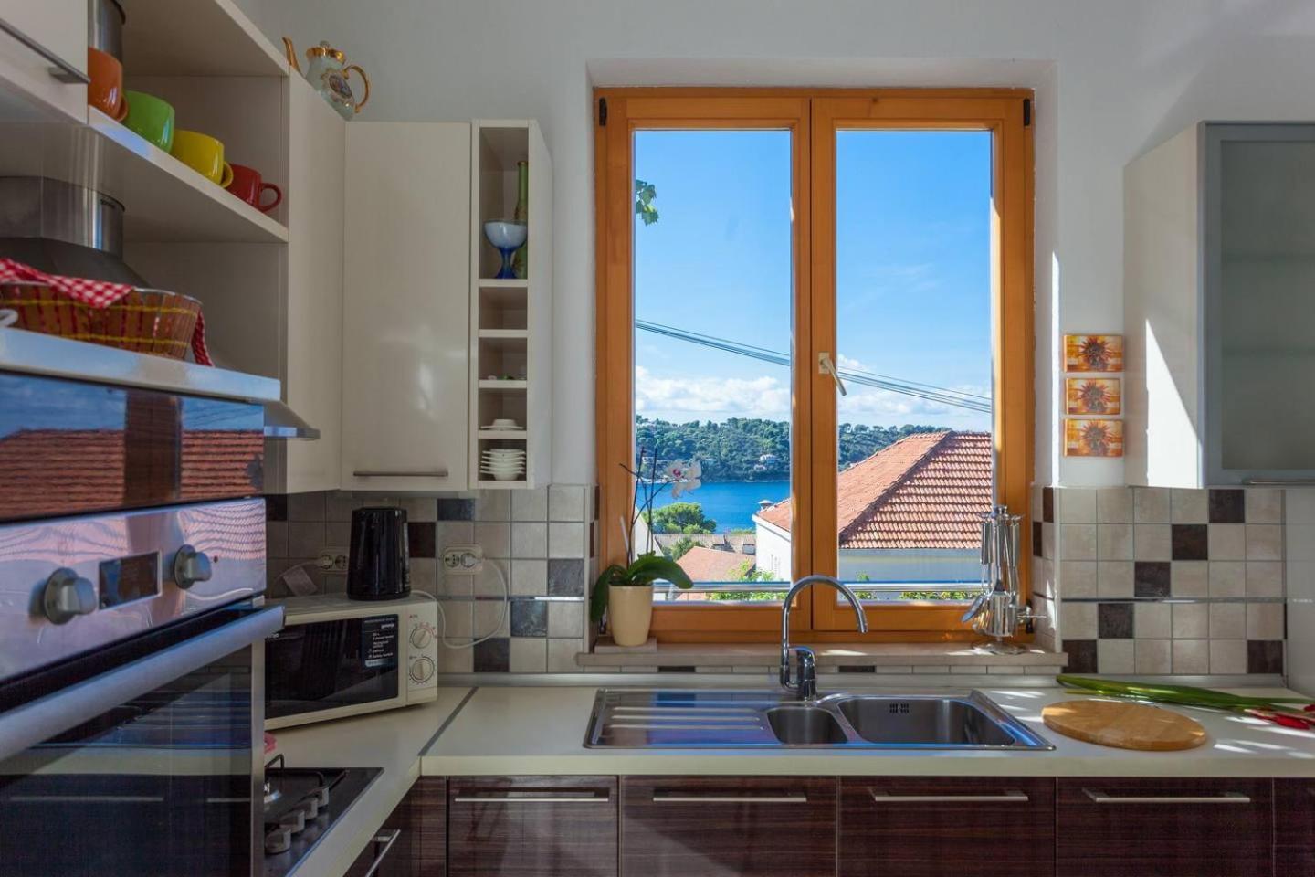 Villa Aska view 2