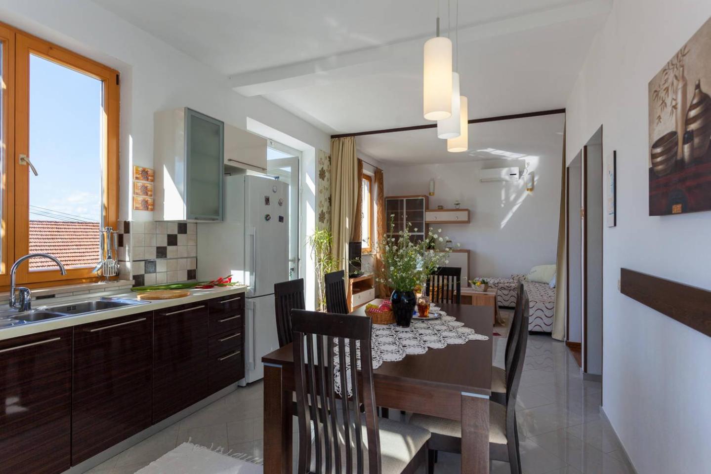 Villa Aska view 4