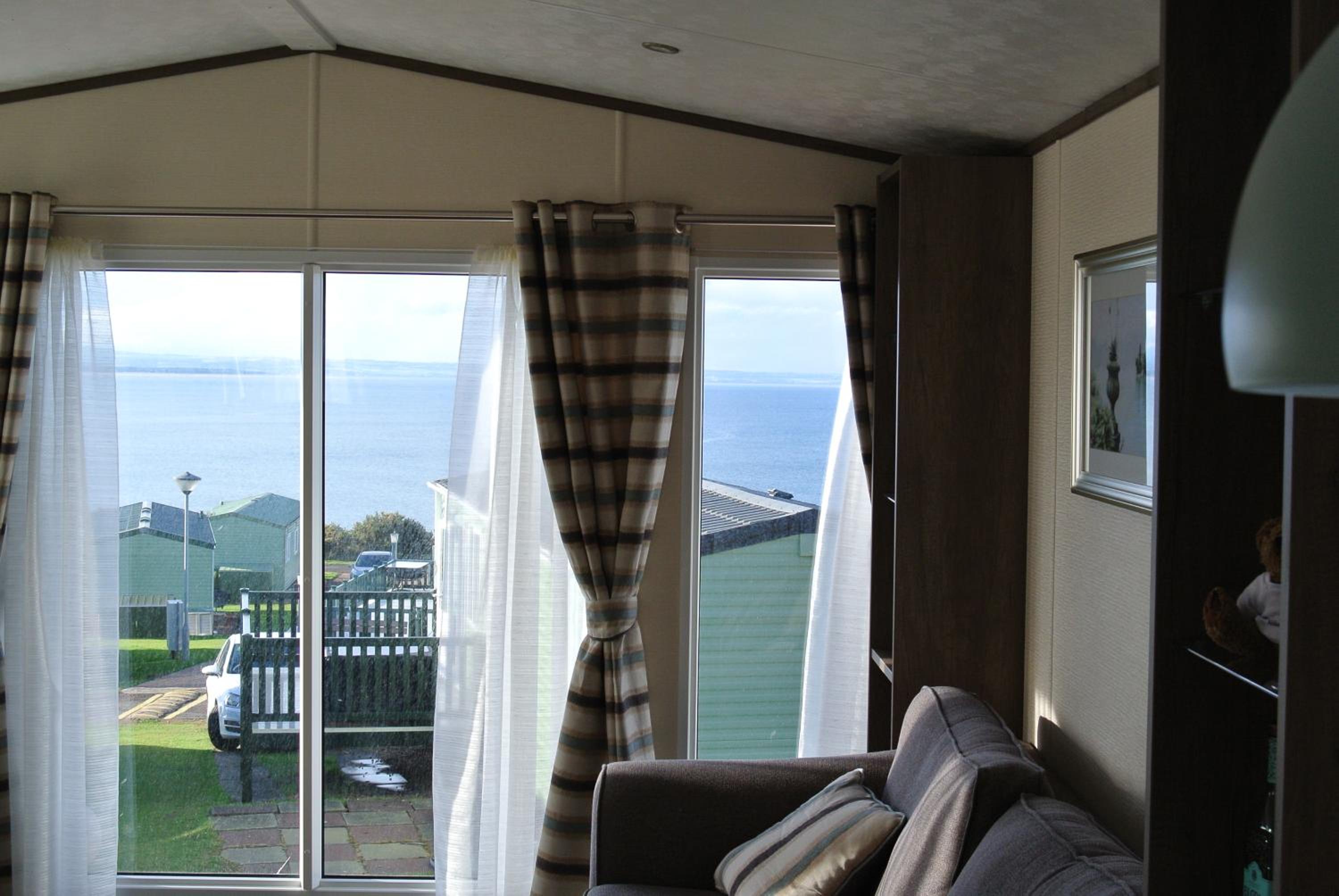 St Andrews Holiday Home - Bay views view 2