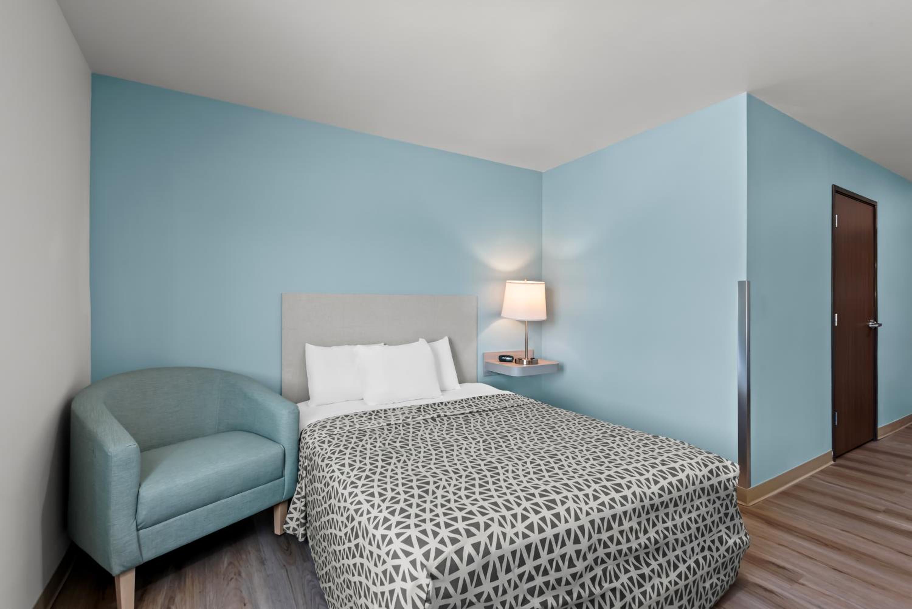 WoodSpring Suites, Photo 12