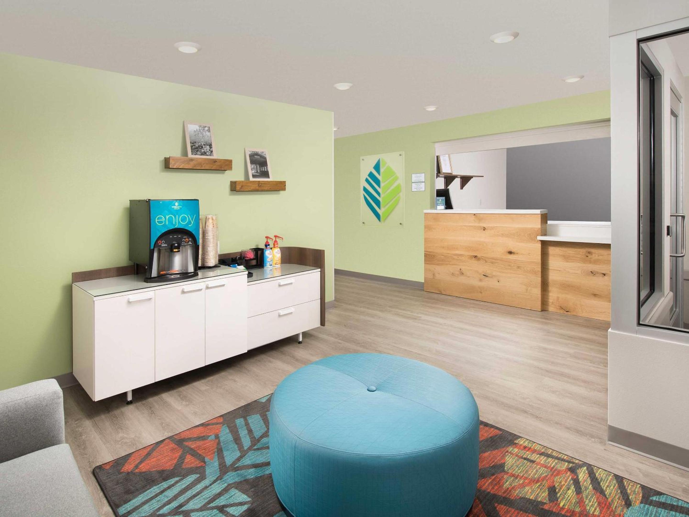 WoodSpring Suites Charlotte Airport