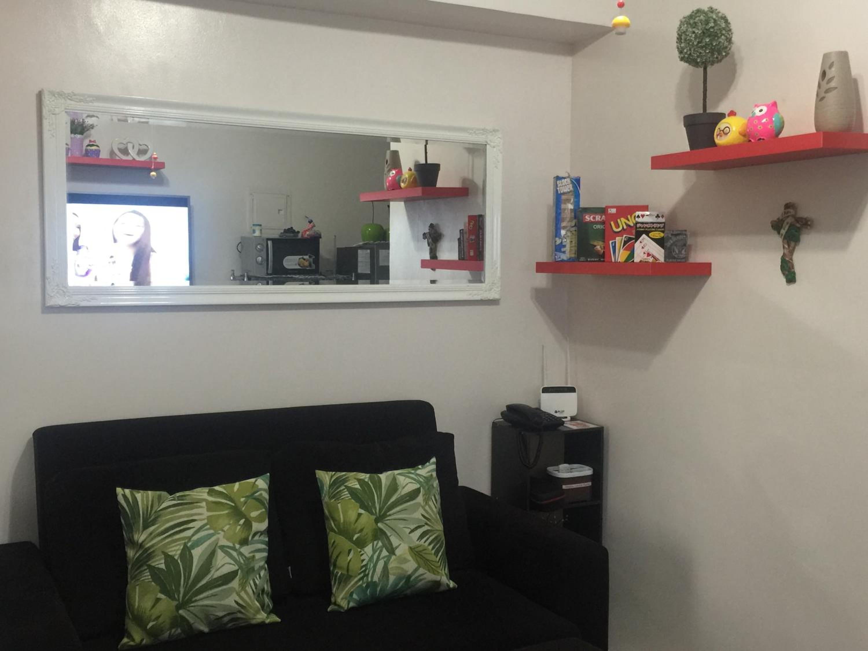 Blissful Hill Tagaytay Condotel with Netflix, Tagaytay - 10