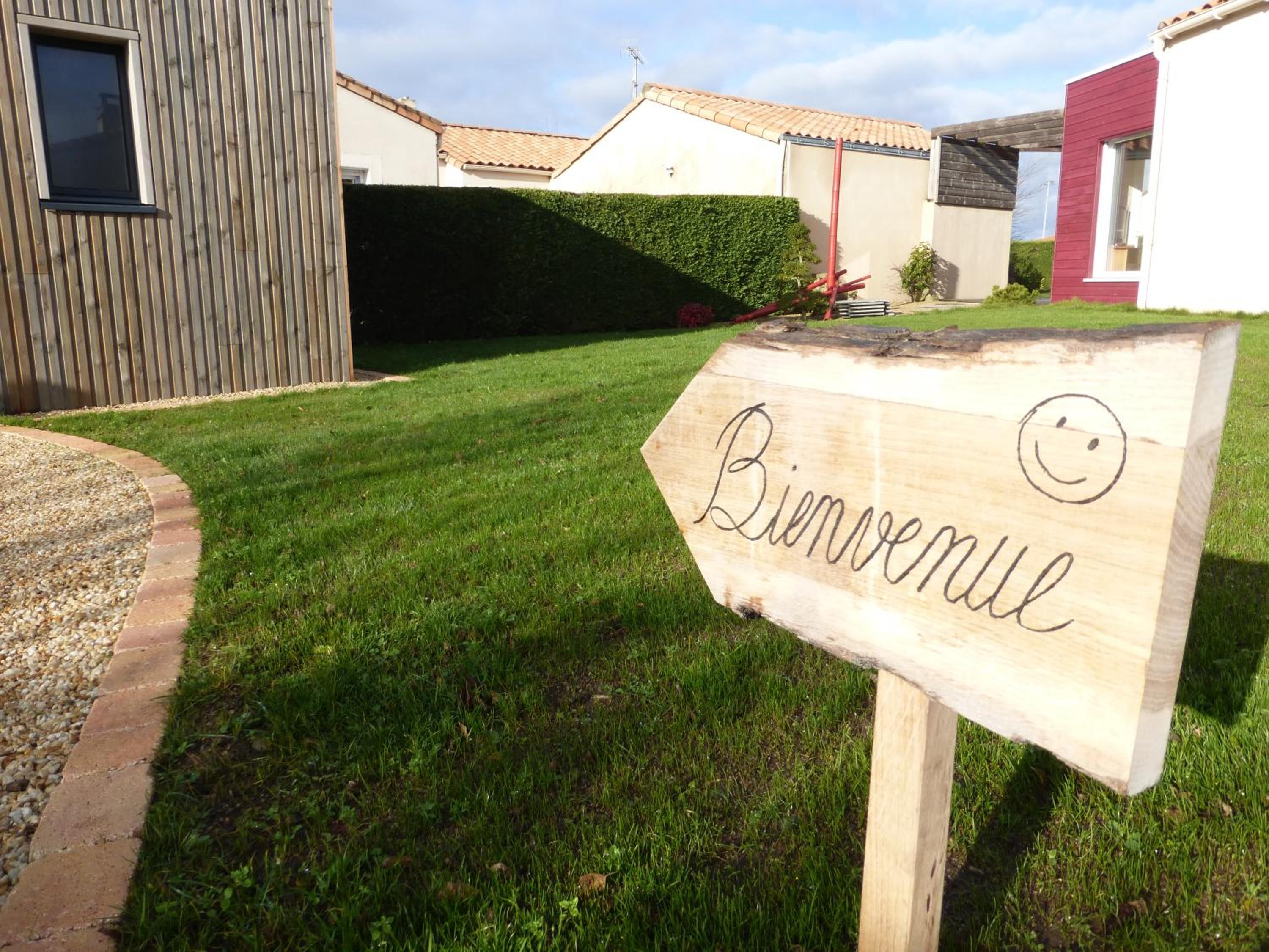 La cabane du Bonheur view 2