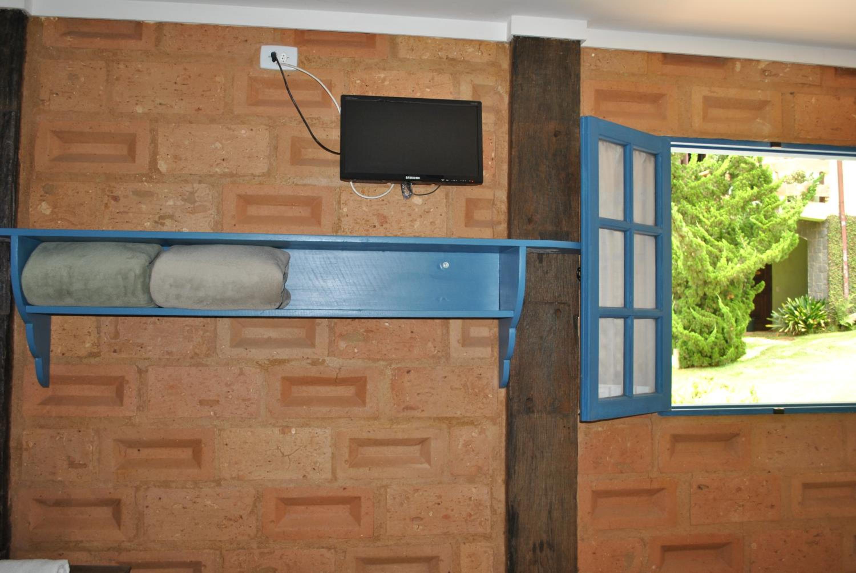 Photo 43