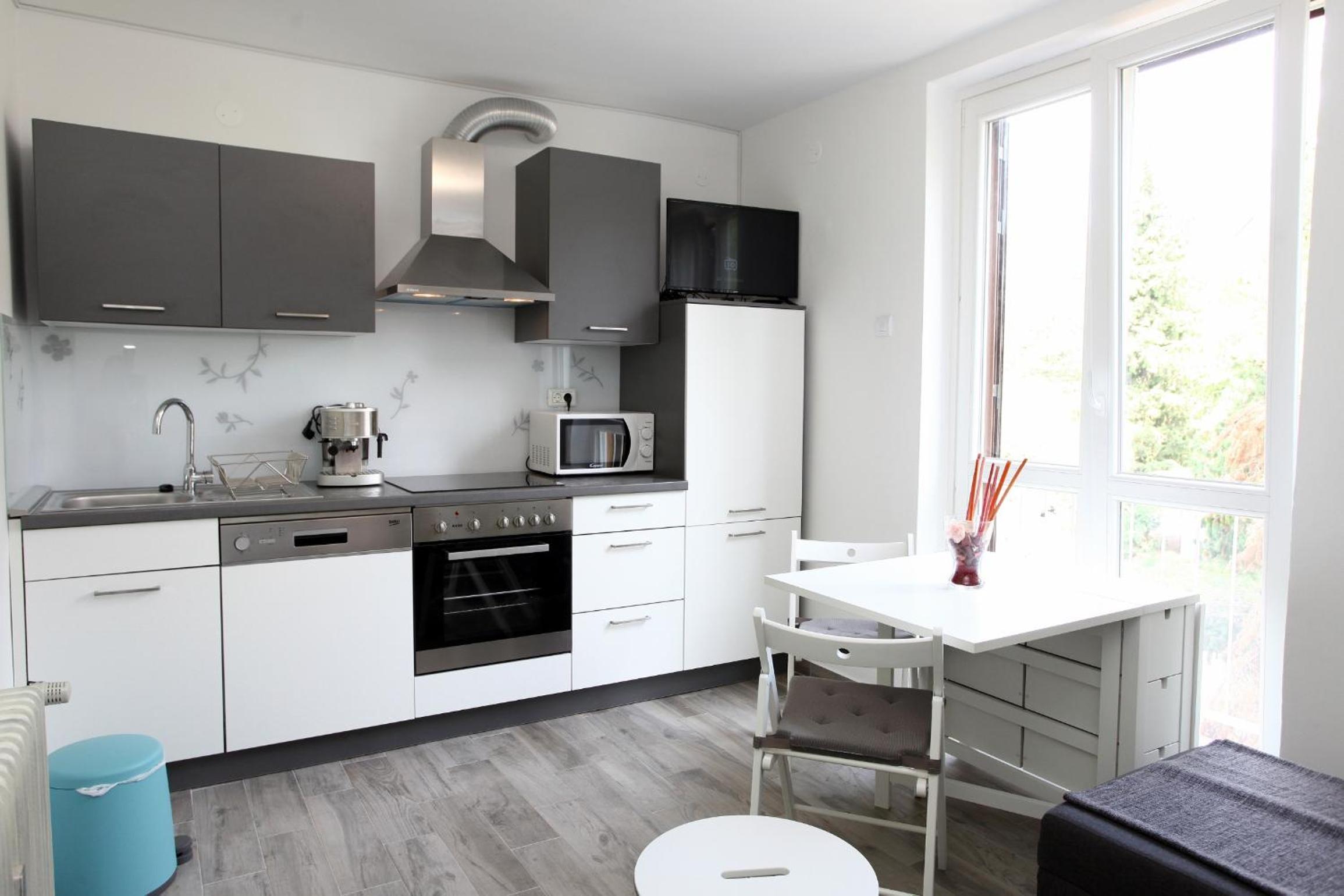 Jasmine's Flat Portoroz JB1 view 2