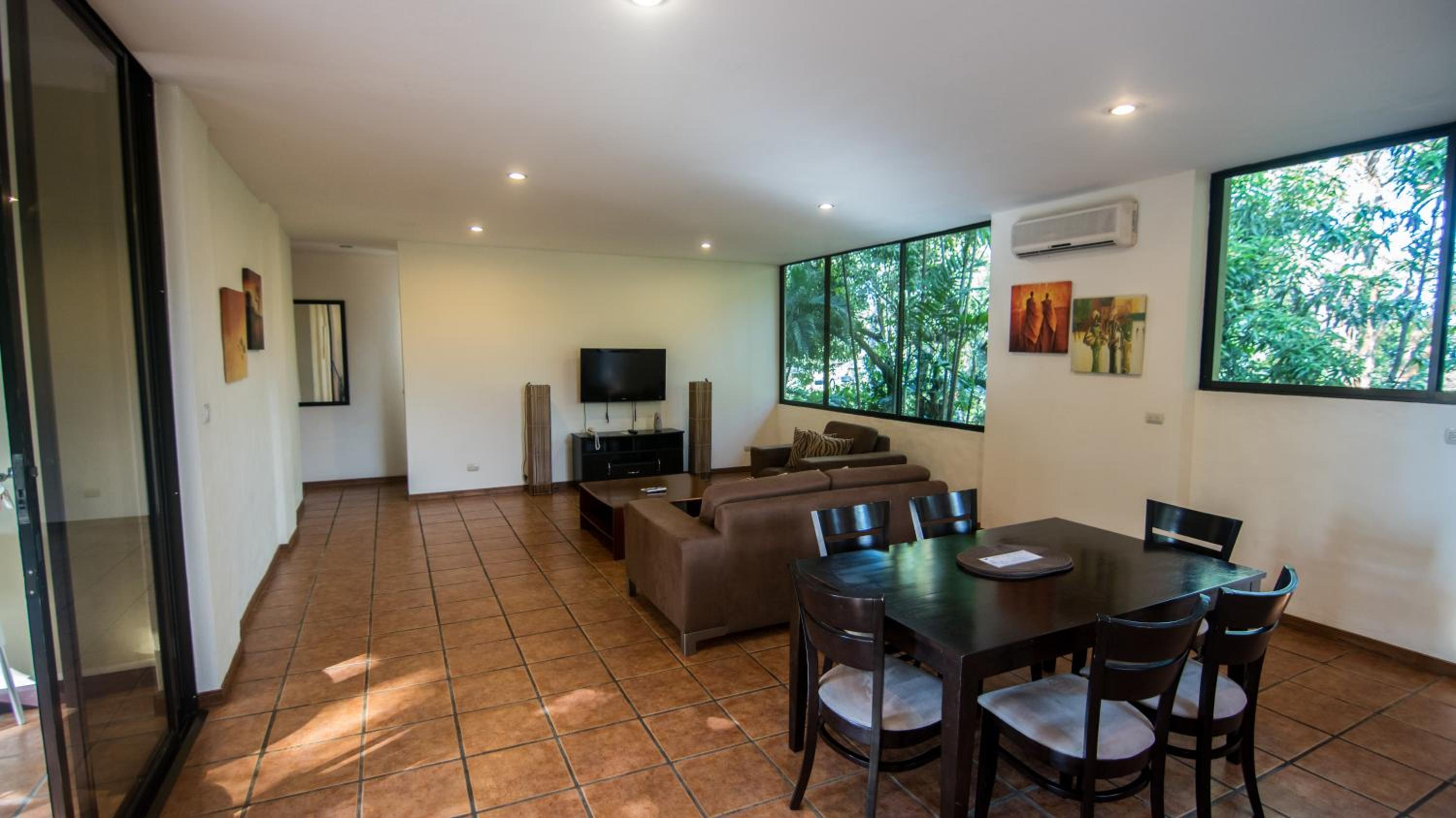 La Mariposa Apartments