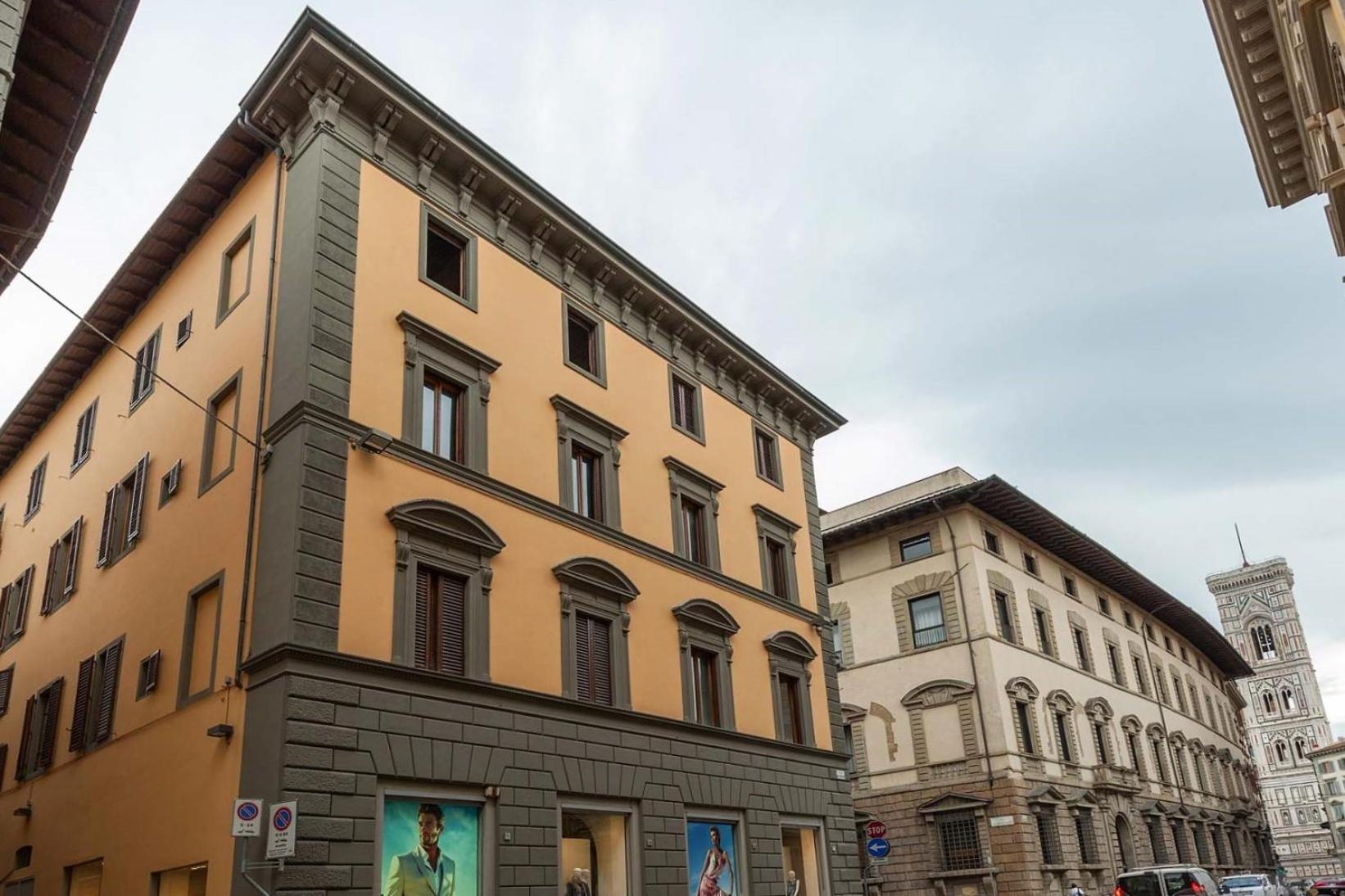 DUOMO LUXURY APARTMENT 