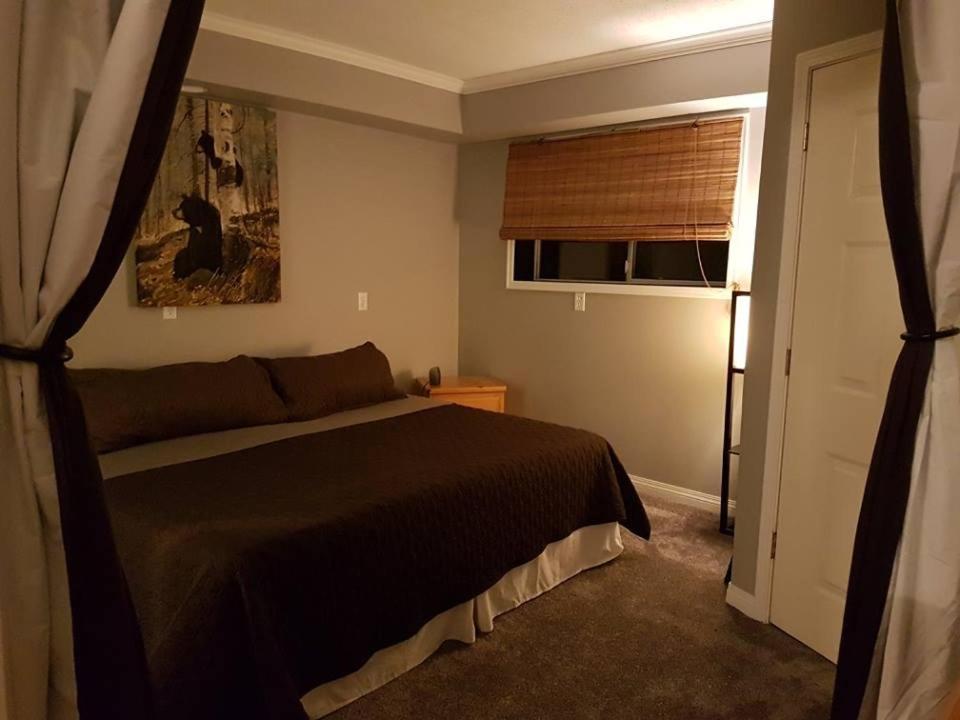 Riverbend Guest House