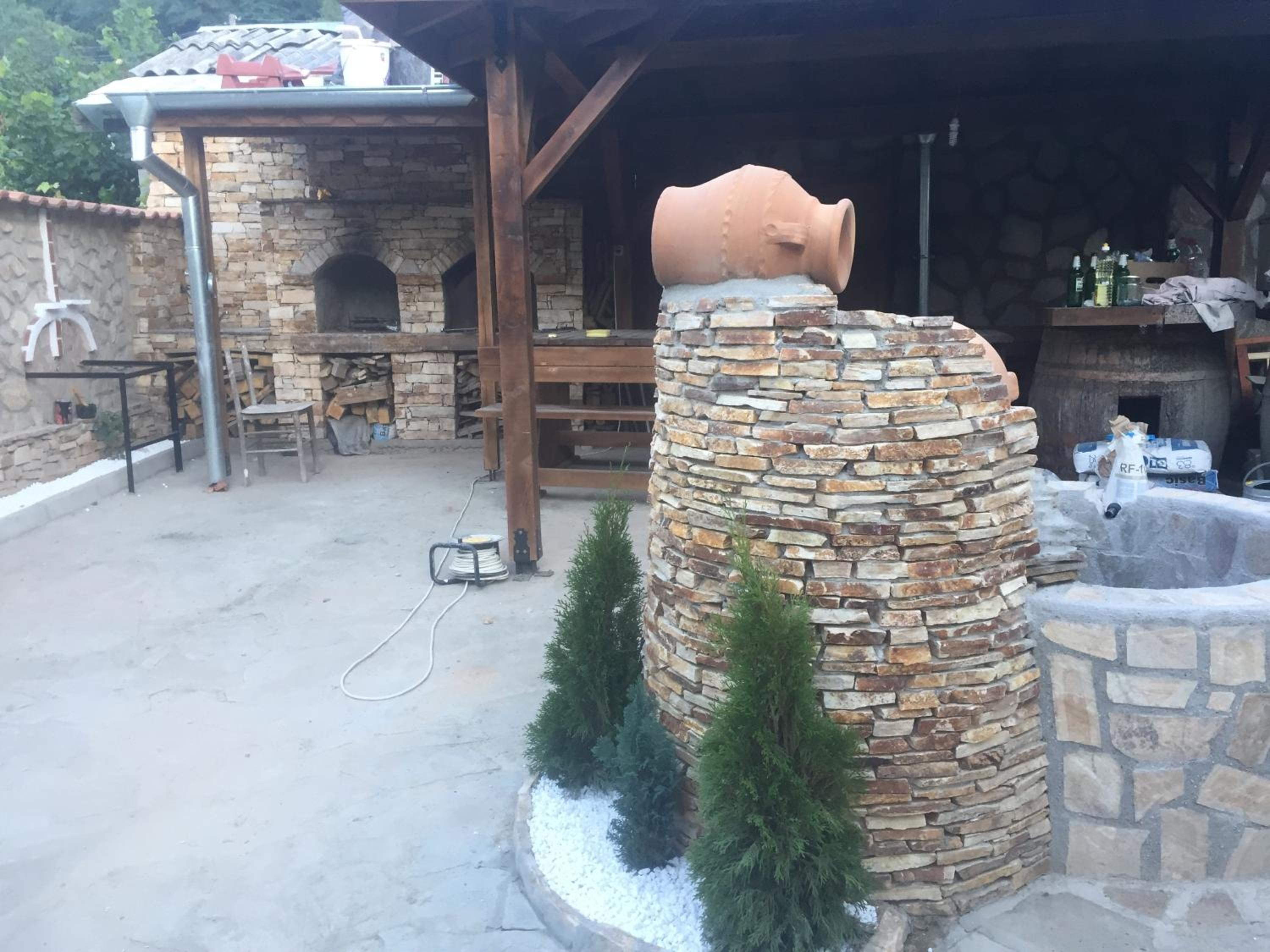 Elenite Guesthouse