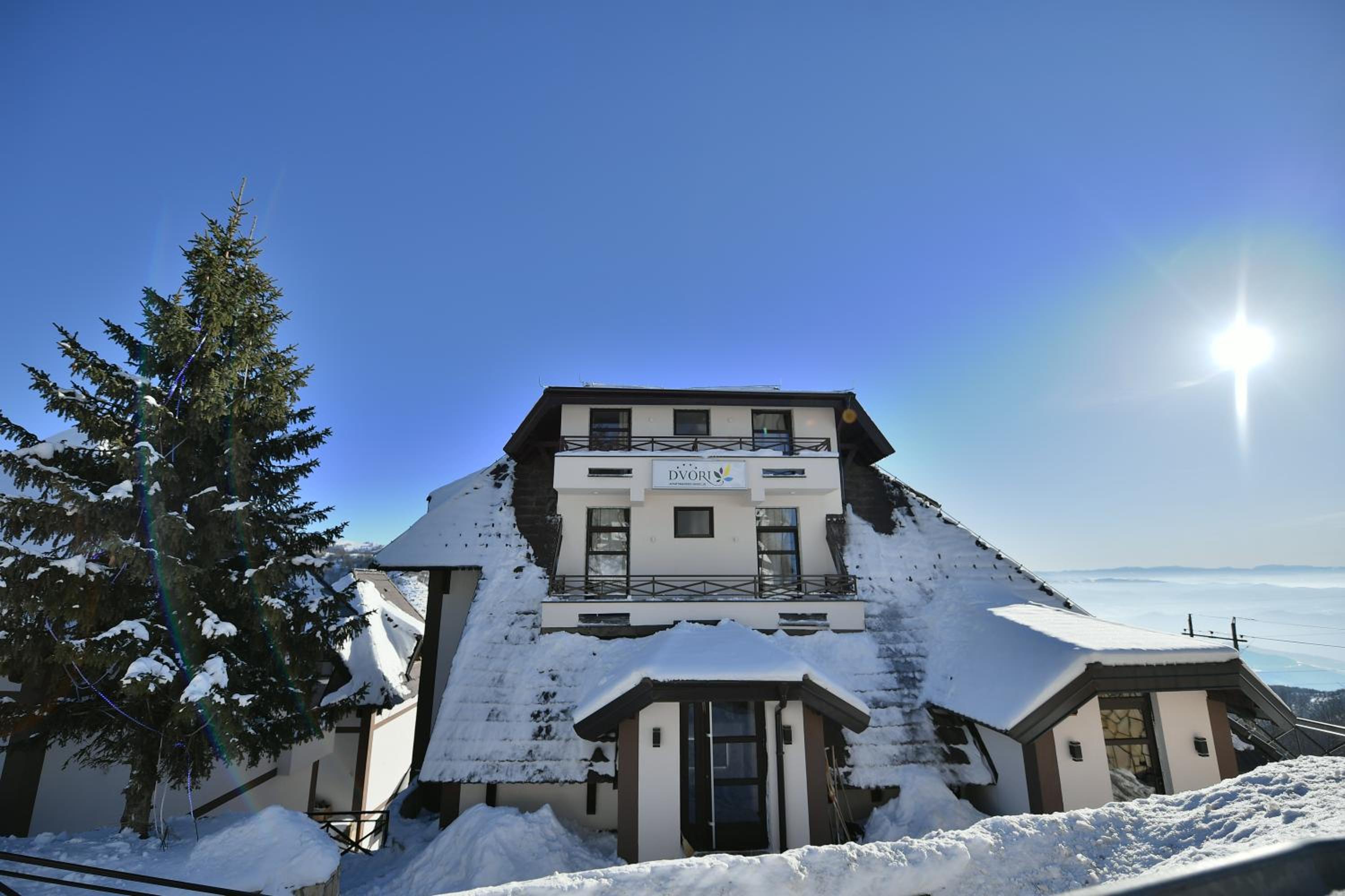 Dvori Apartments