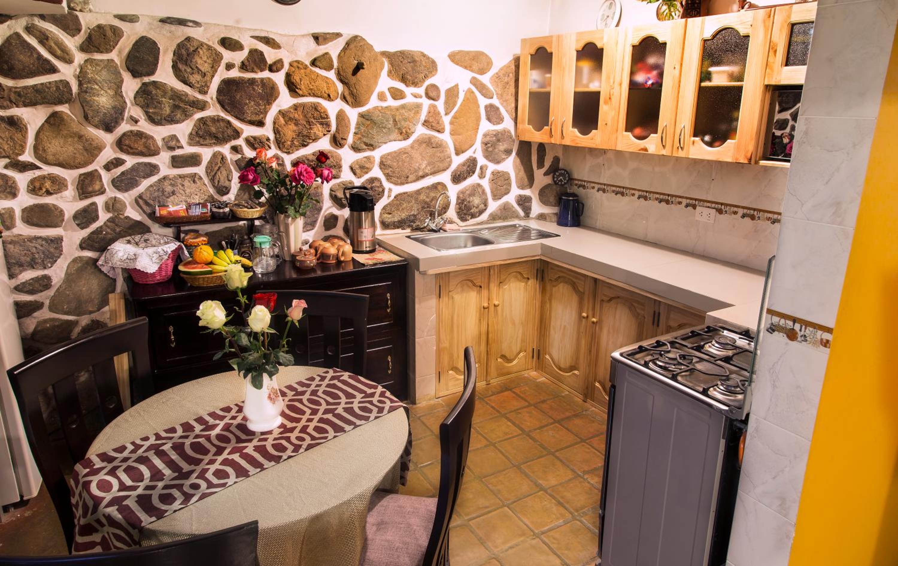 Parwa Guest House