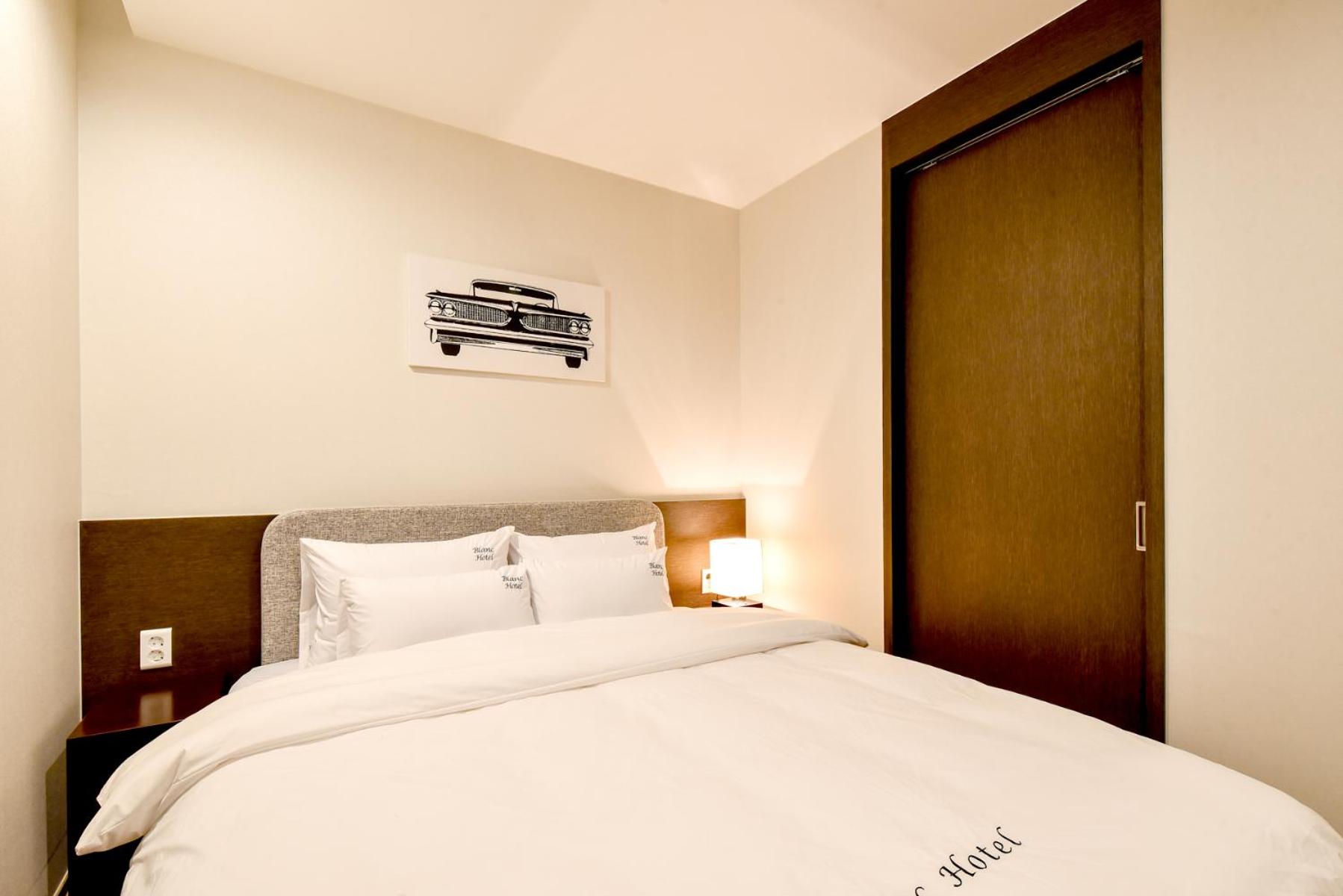 Blanc Business Hotel