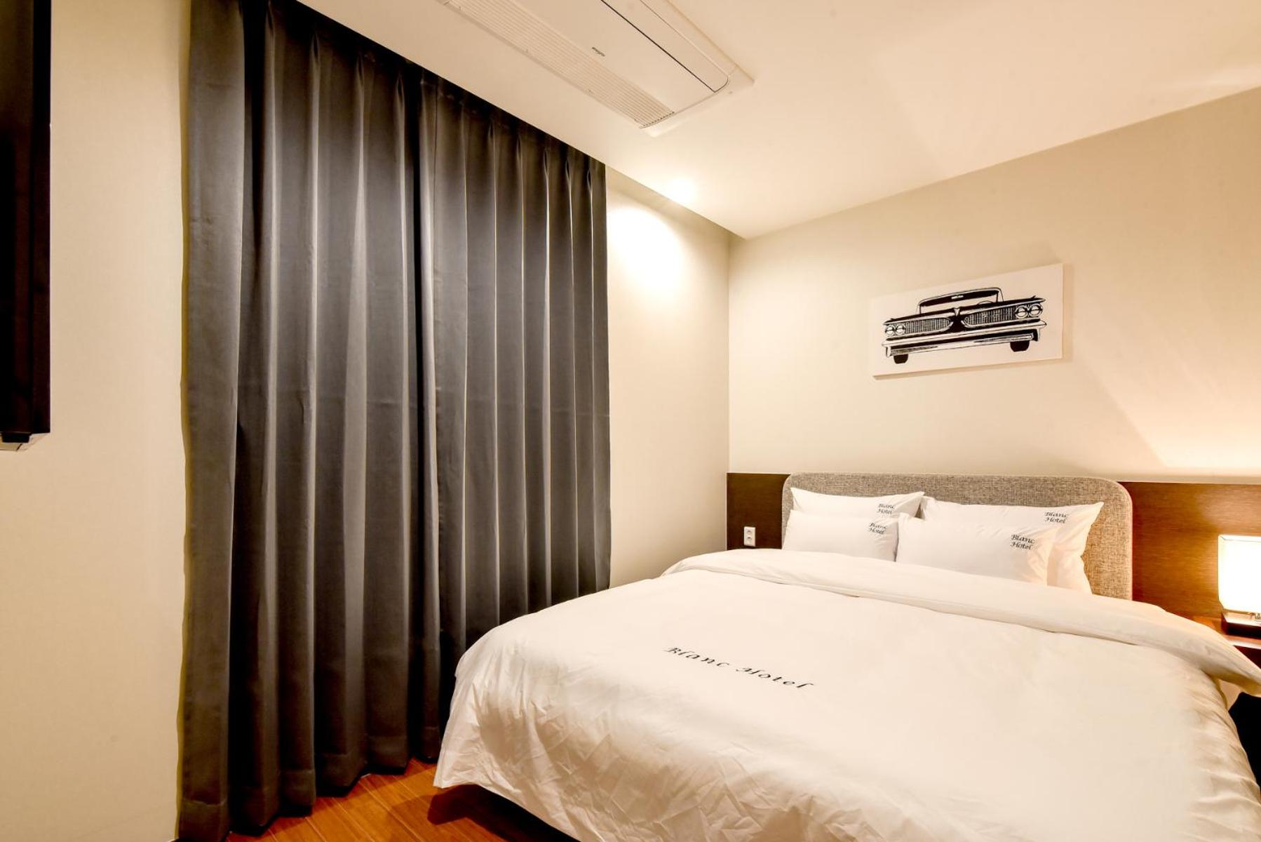 Blanc Business Hotel