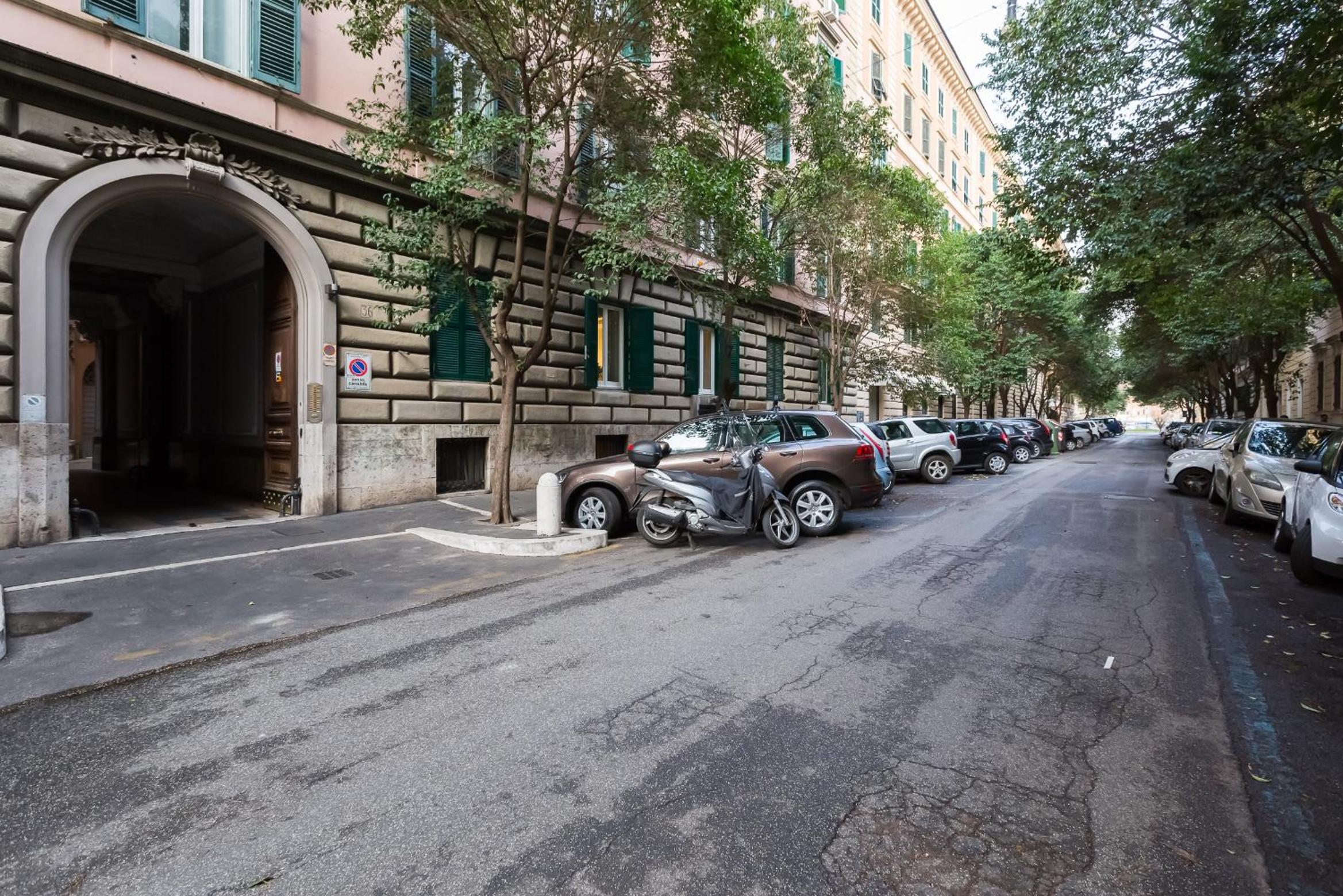 Valadier Apartment