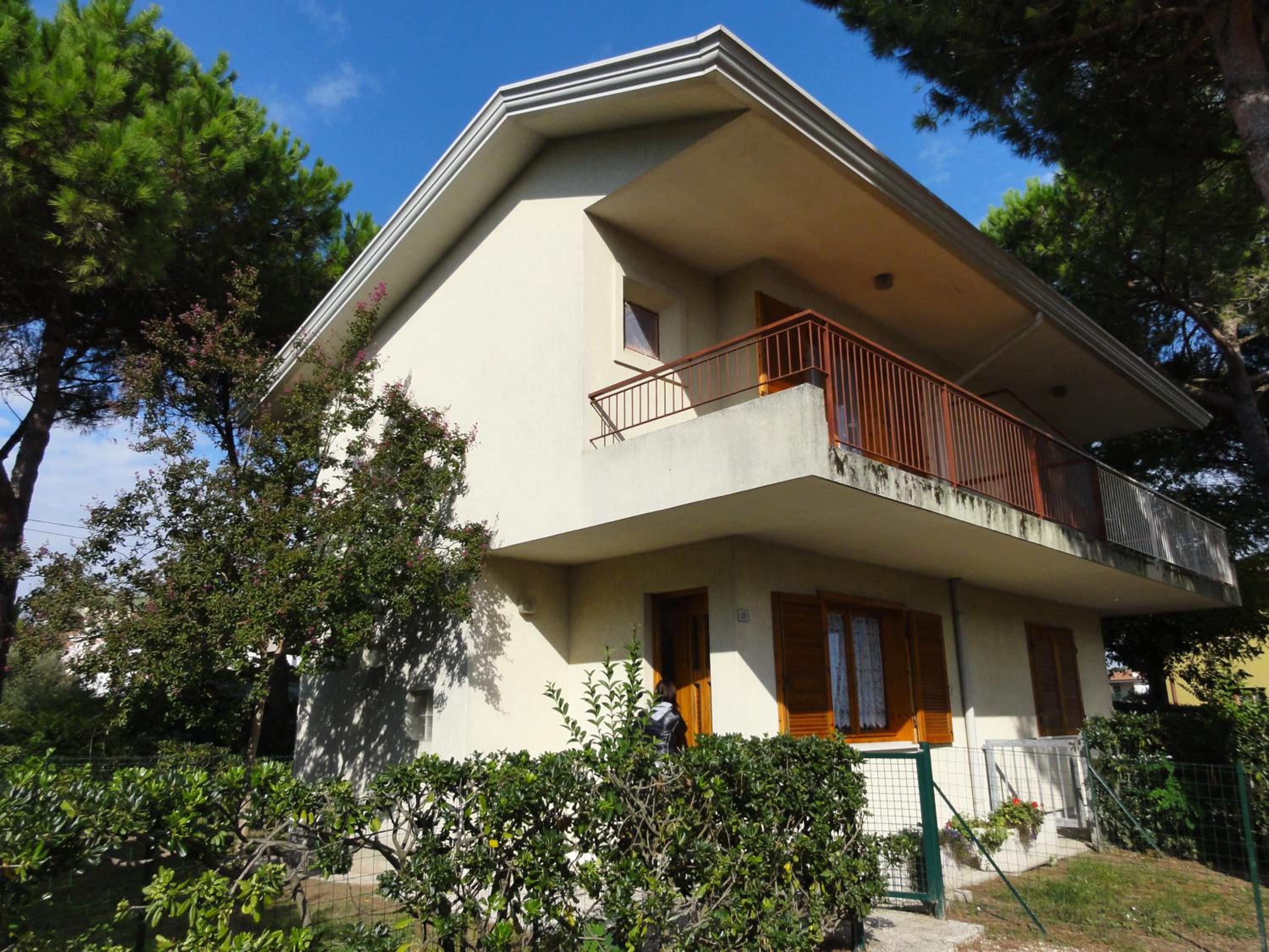 Villa Comete view 2