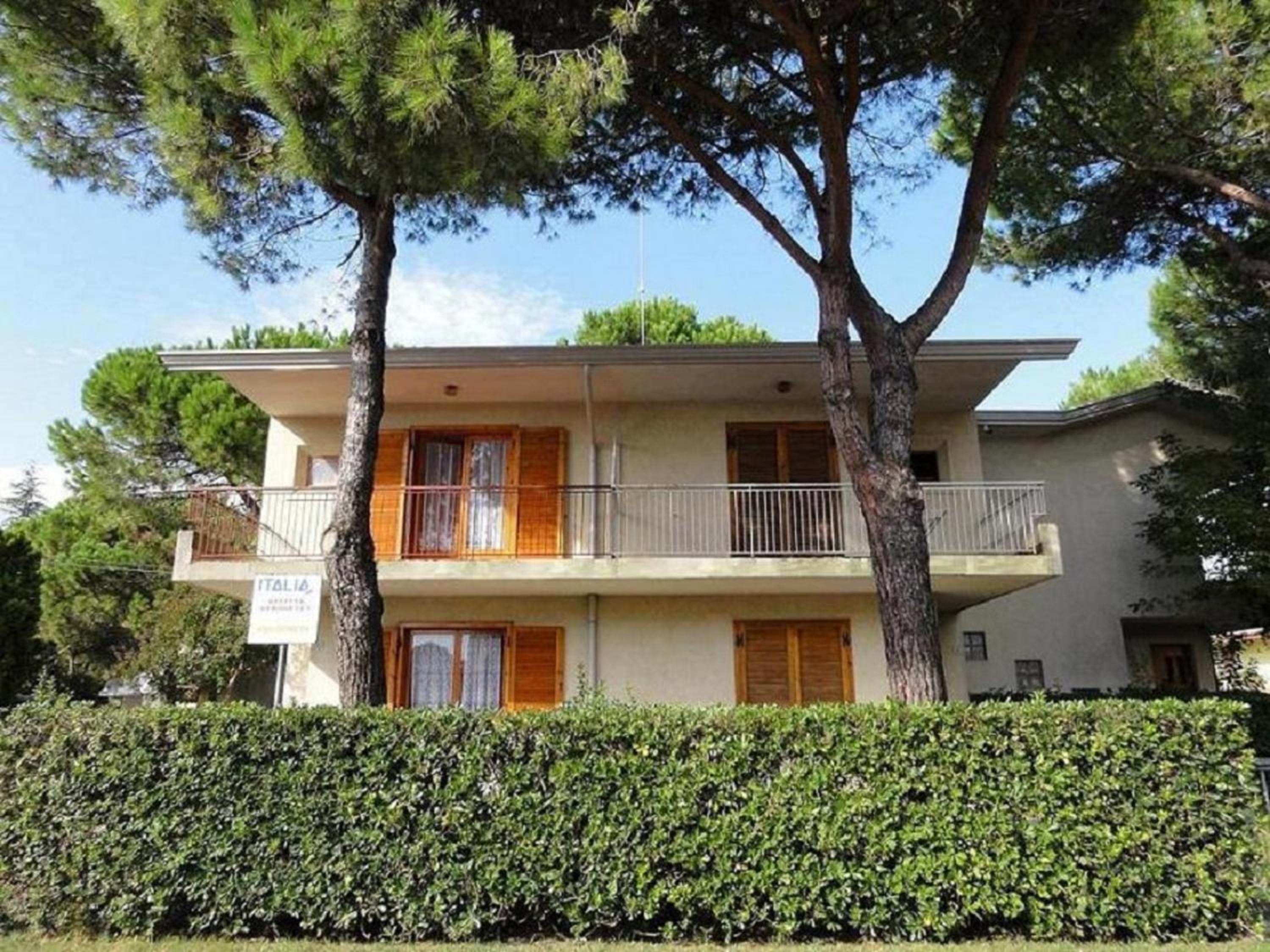 Villa Comete view 3