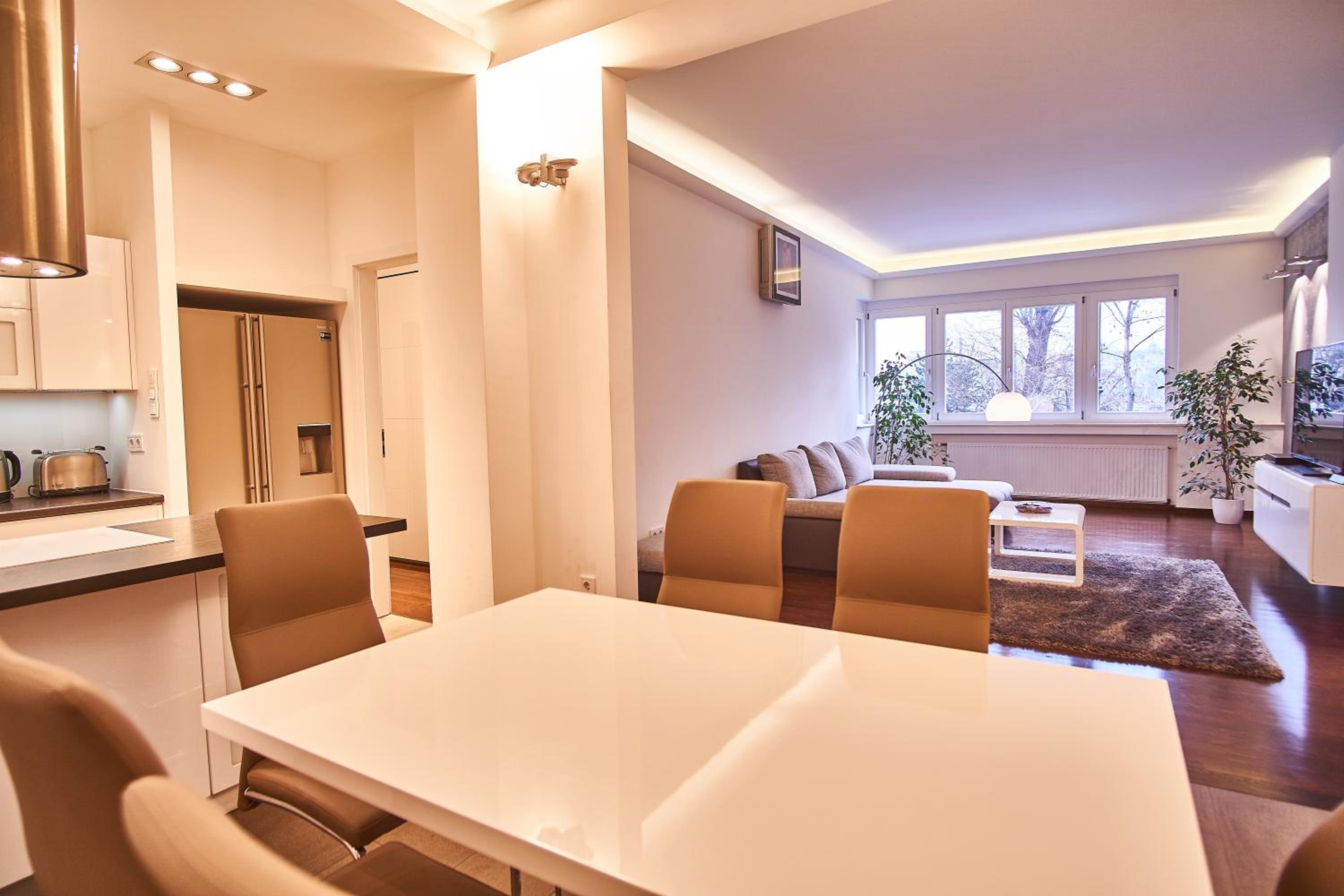 Alpha Residence