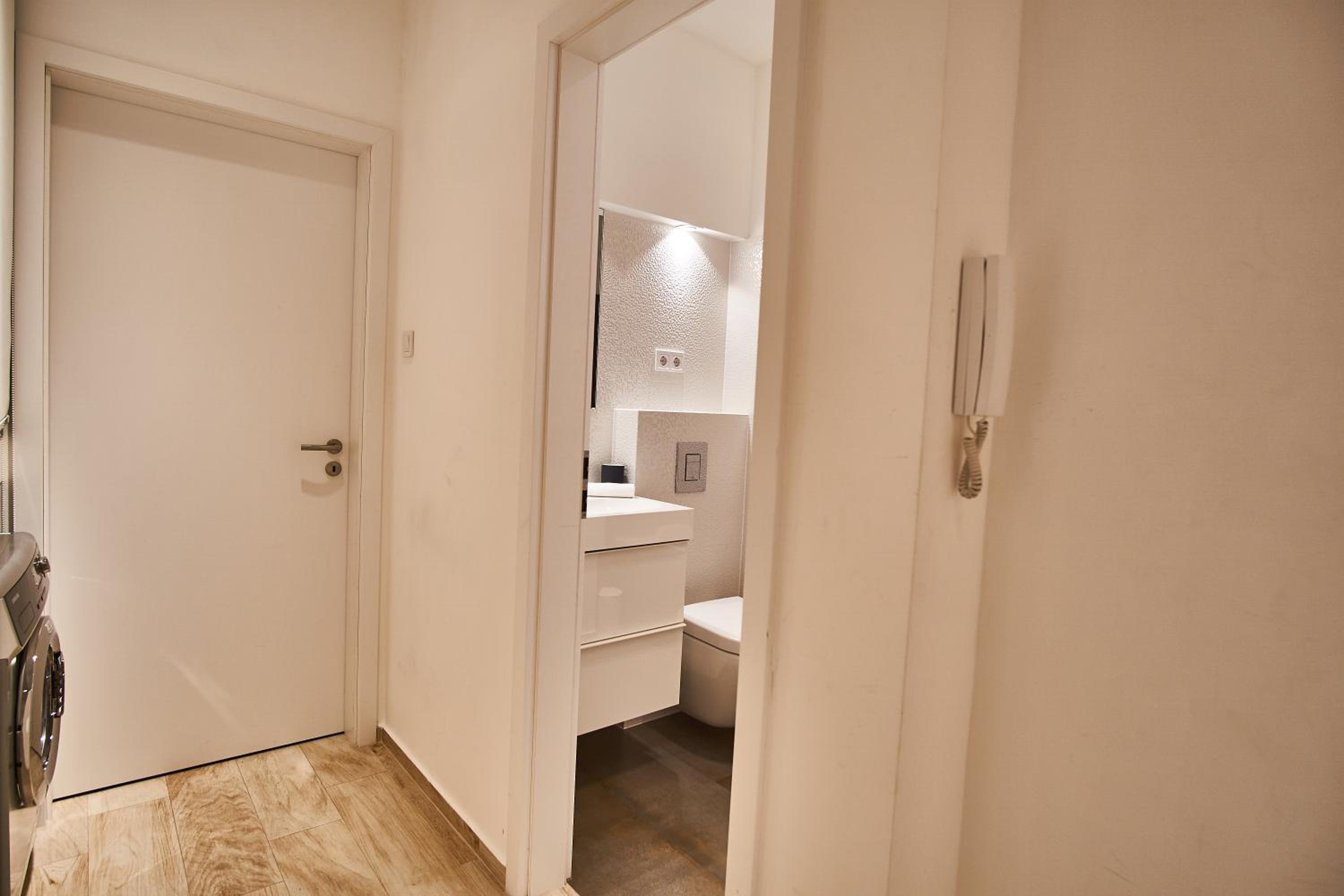Alpha Residence