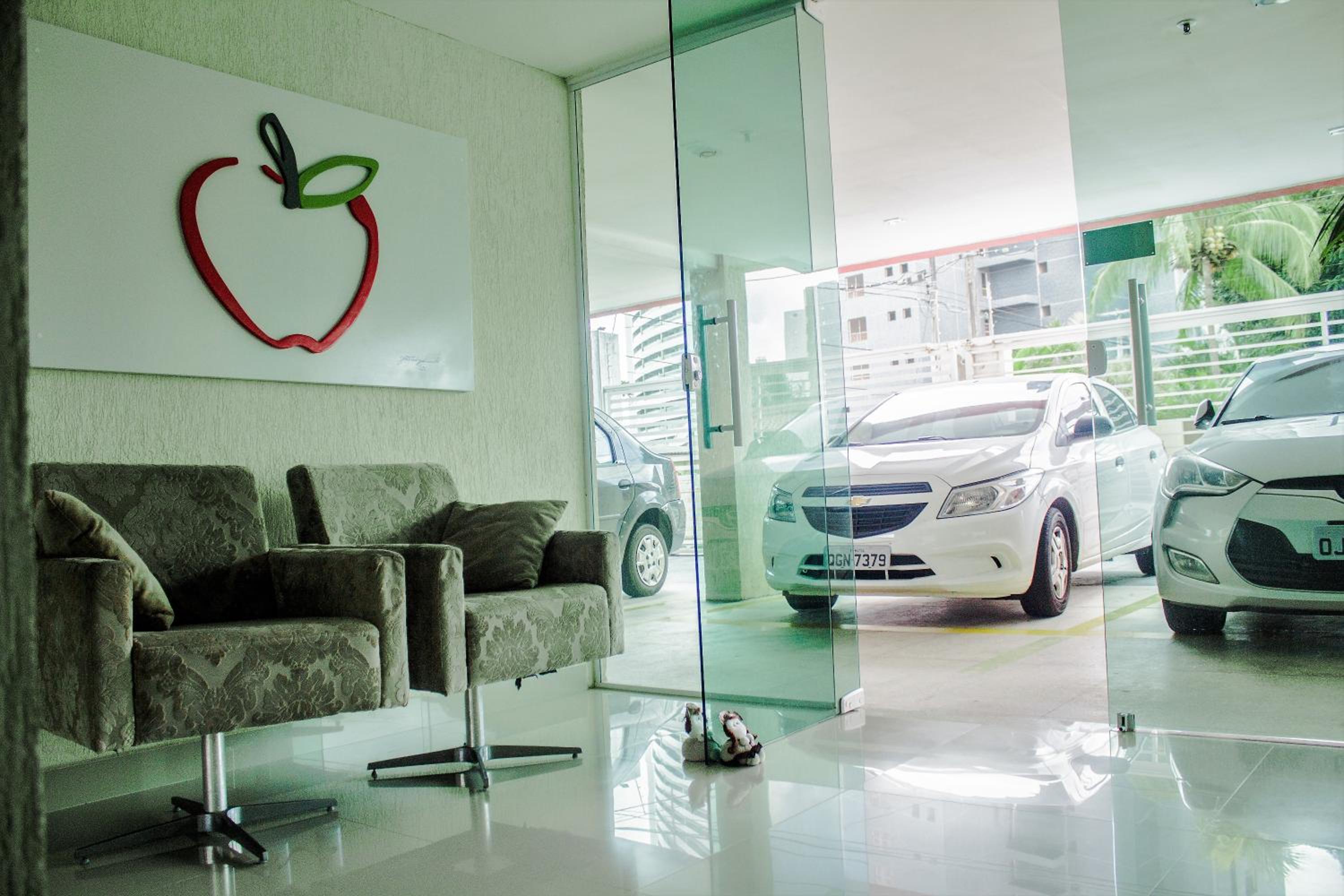 Apple Flat - Ponta Negra